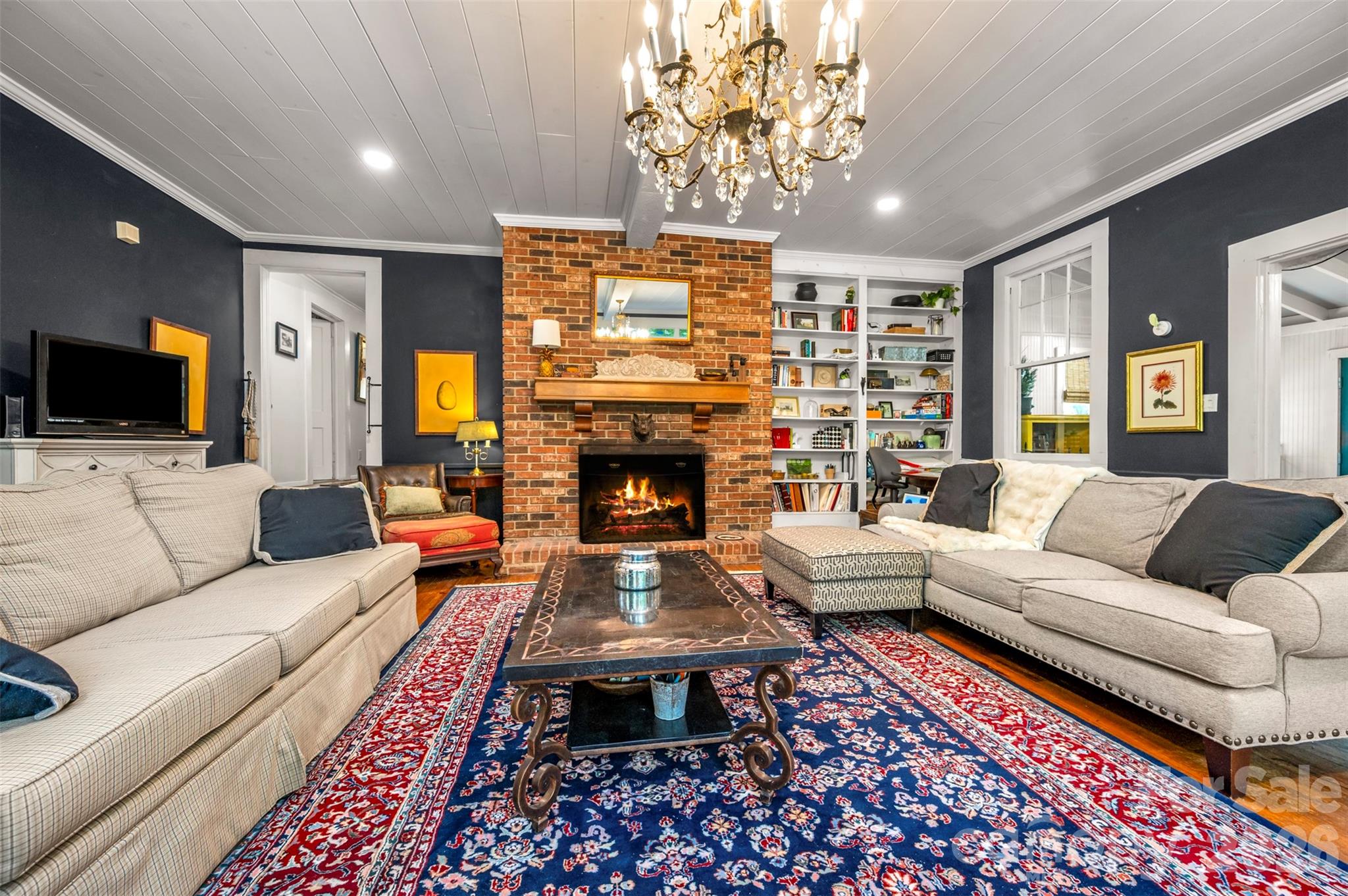 415 E Lakeshore Drive — Landrum