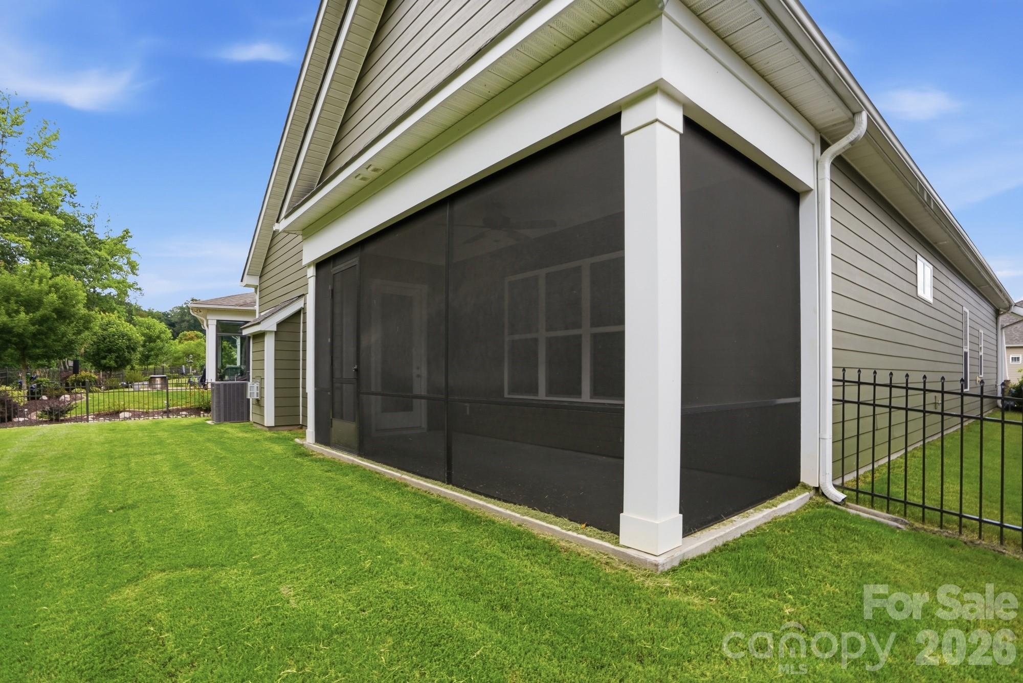 3049 Alveston Drive — Concord