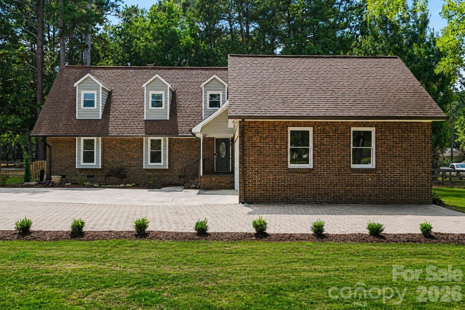 4724 Weddington Matthews Road — Matthews