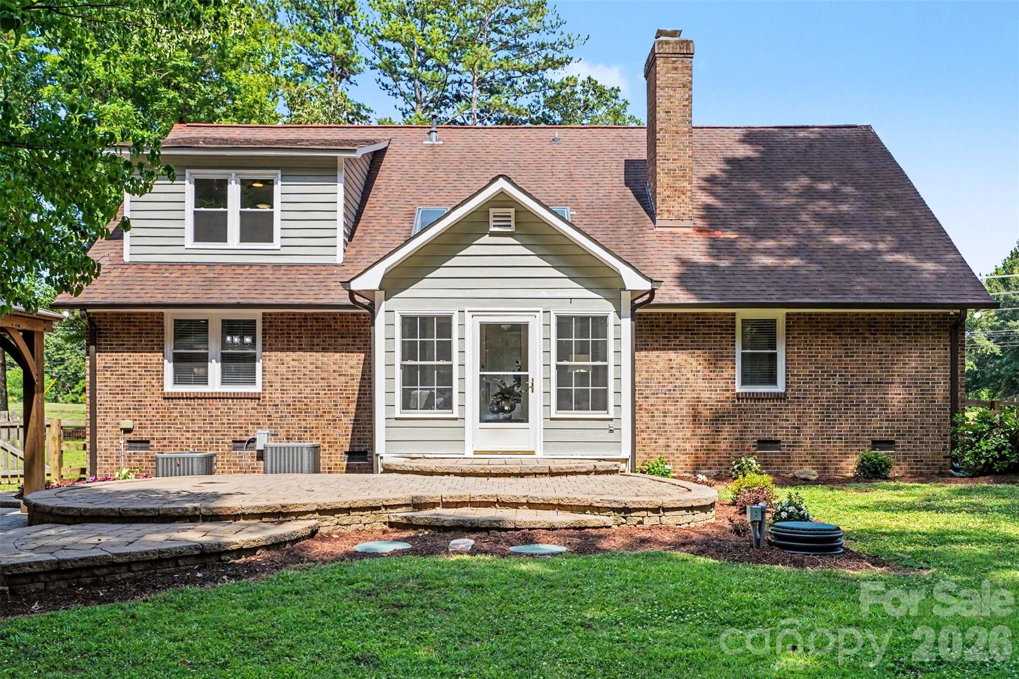 4724 Weddington Matthews Road — Matthews