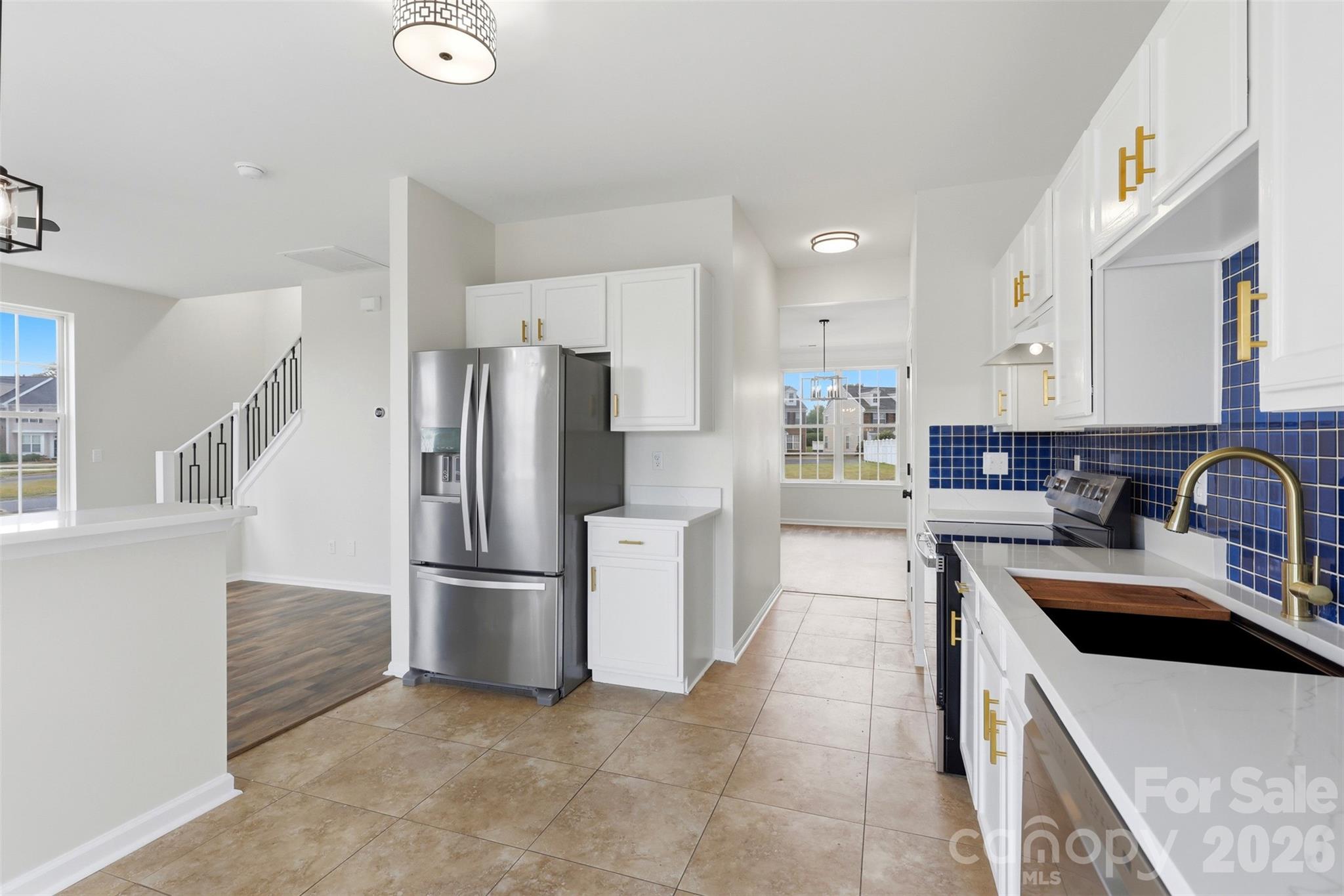 7593 Bluff Point Lane — Denver