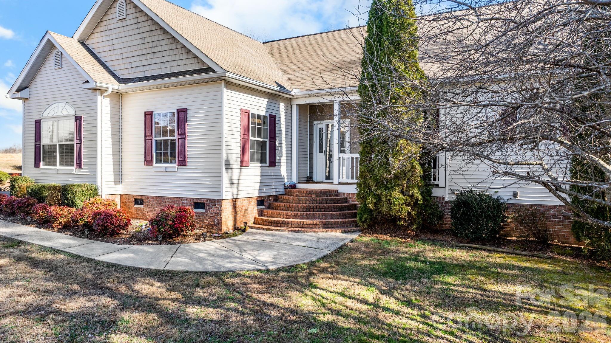 2533 Lail Road — Morganton