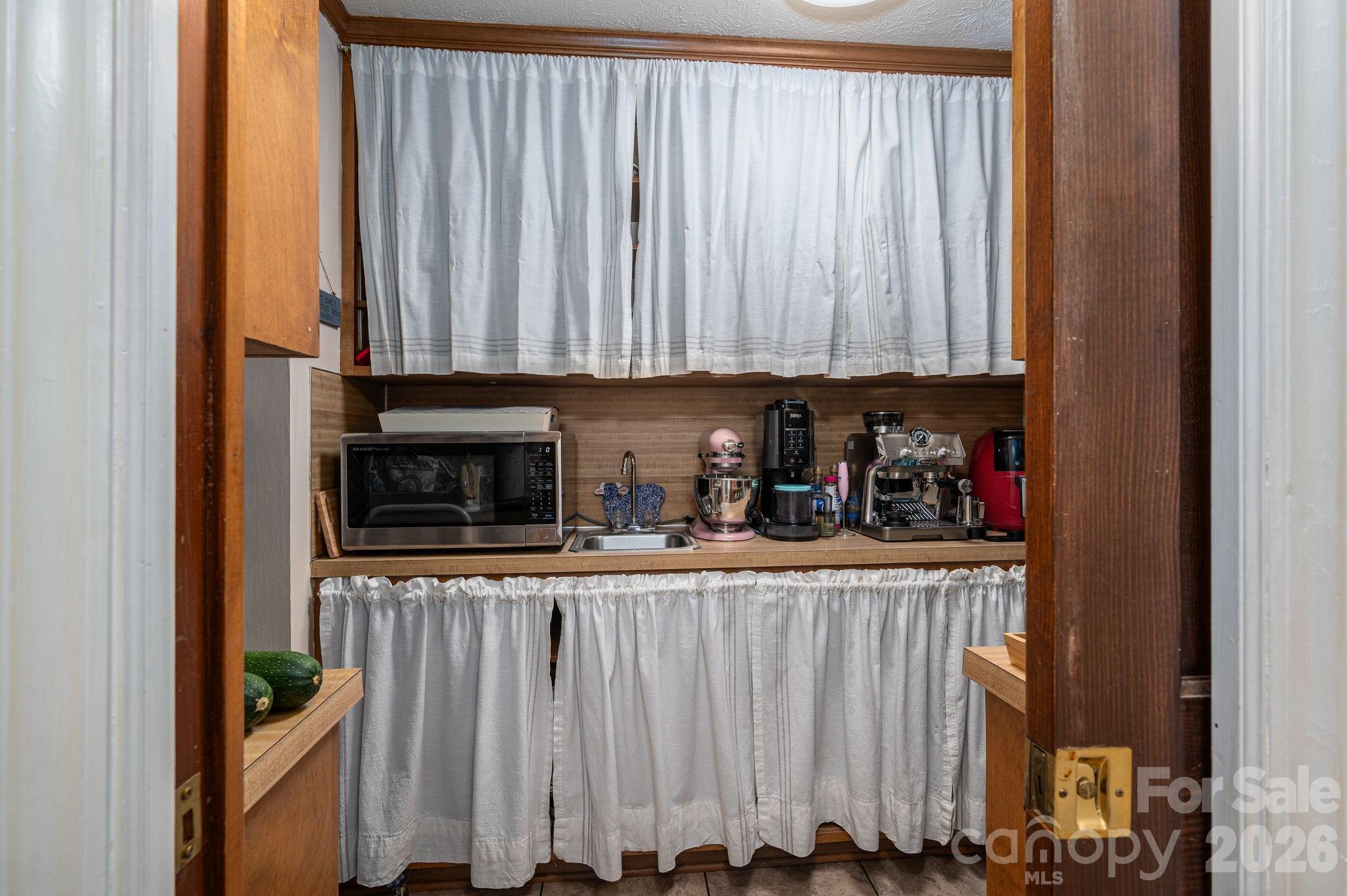 2410 Monticello Drive — Gastonia