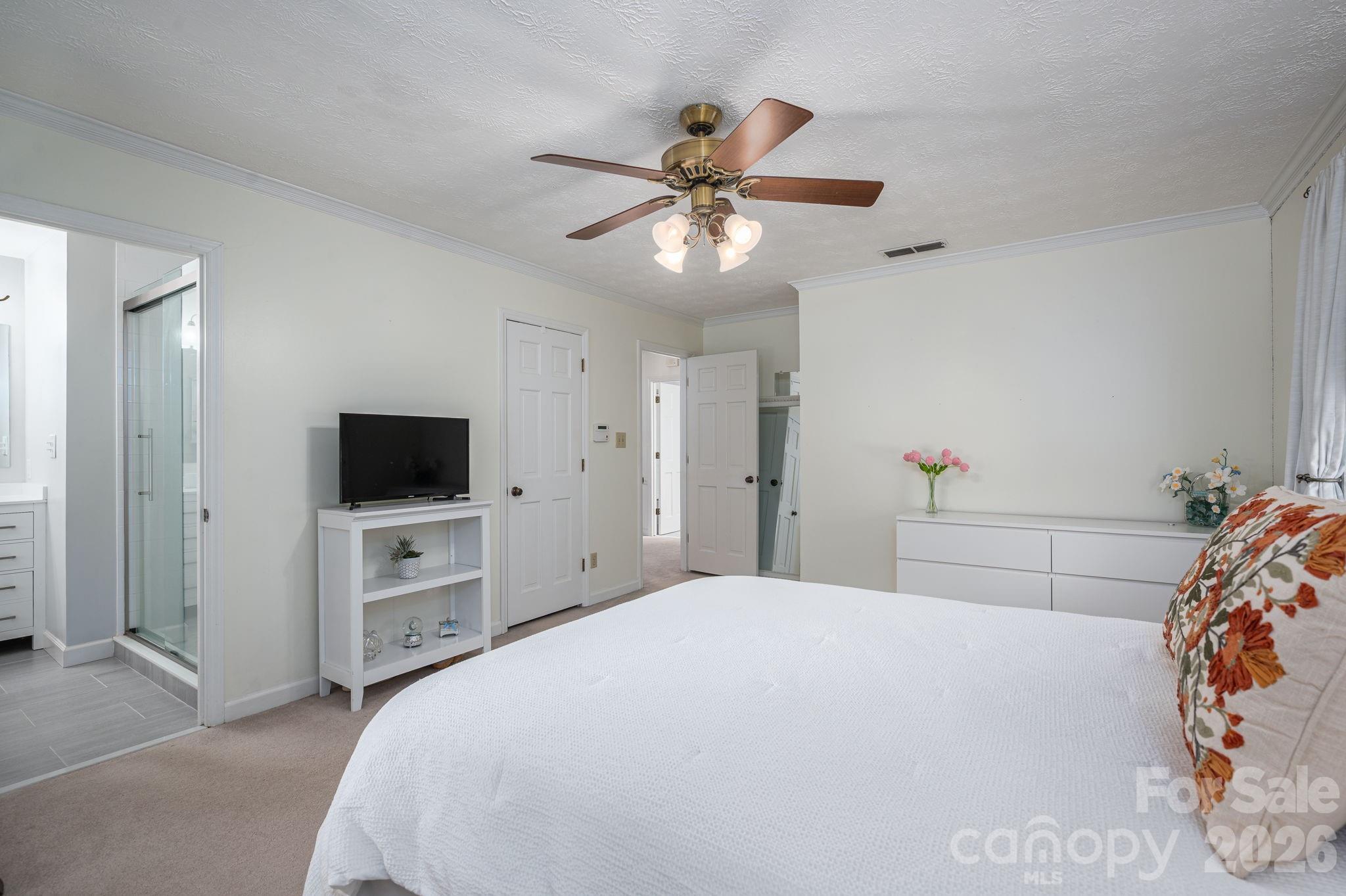 2410 Monticello Drive — Gastonia