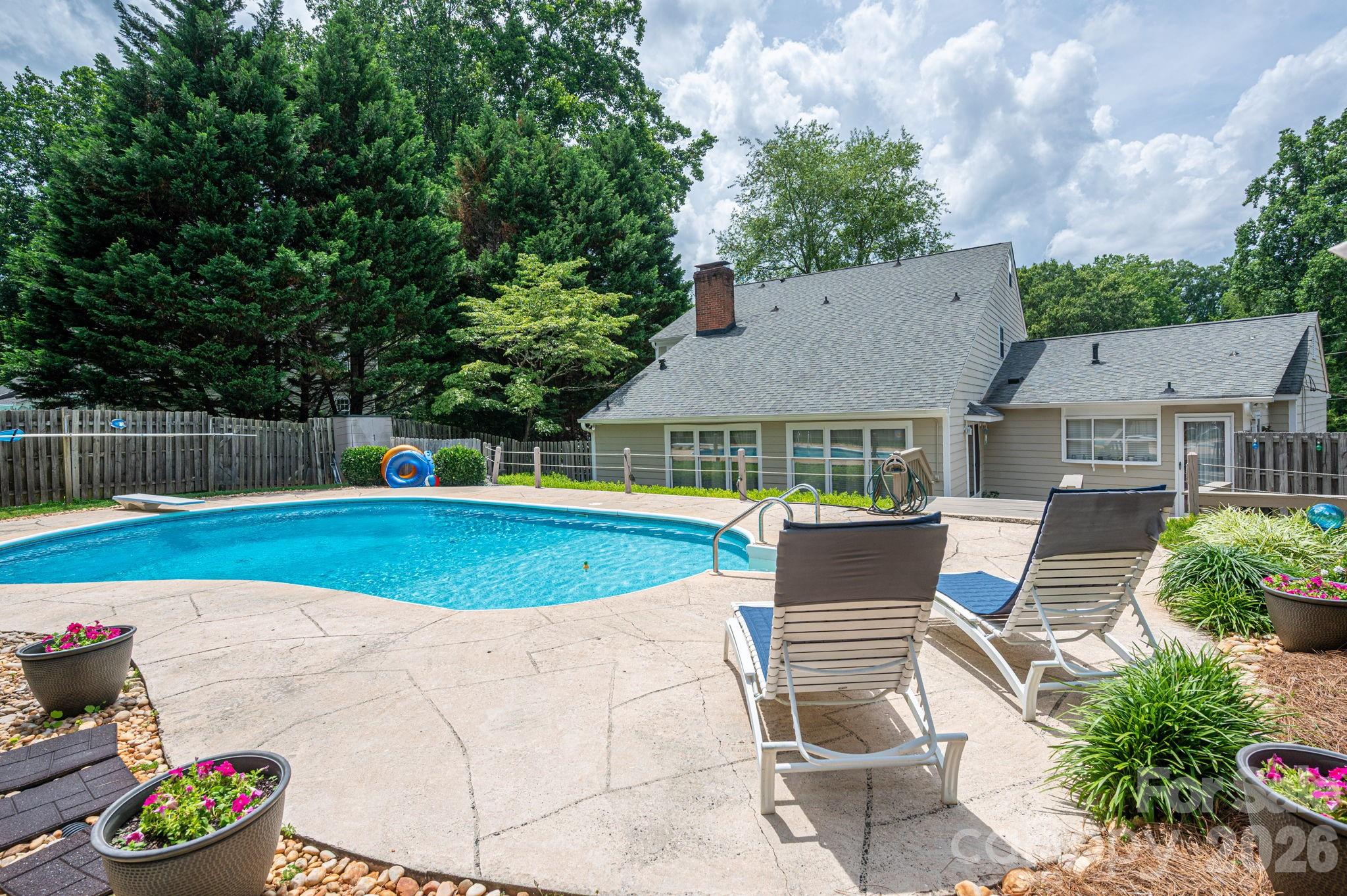 2410 Monticello Drive — Gastonia