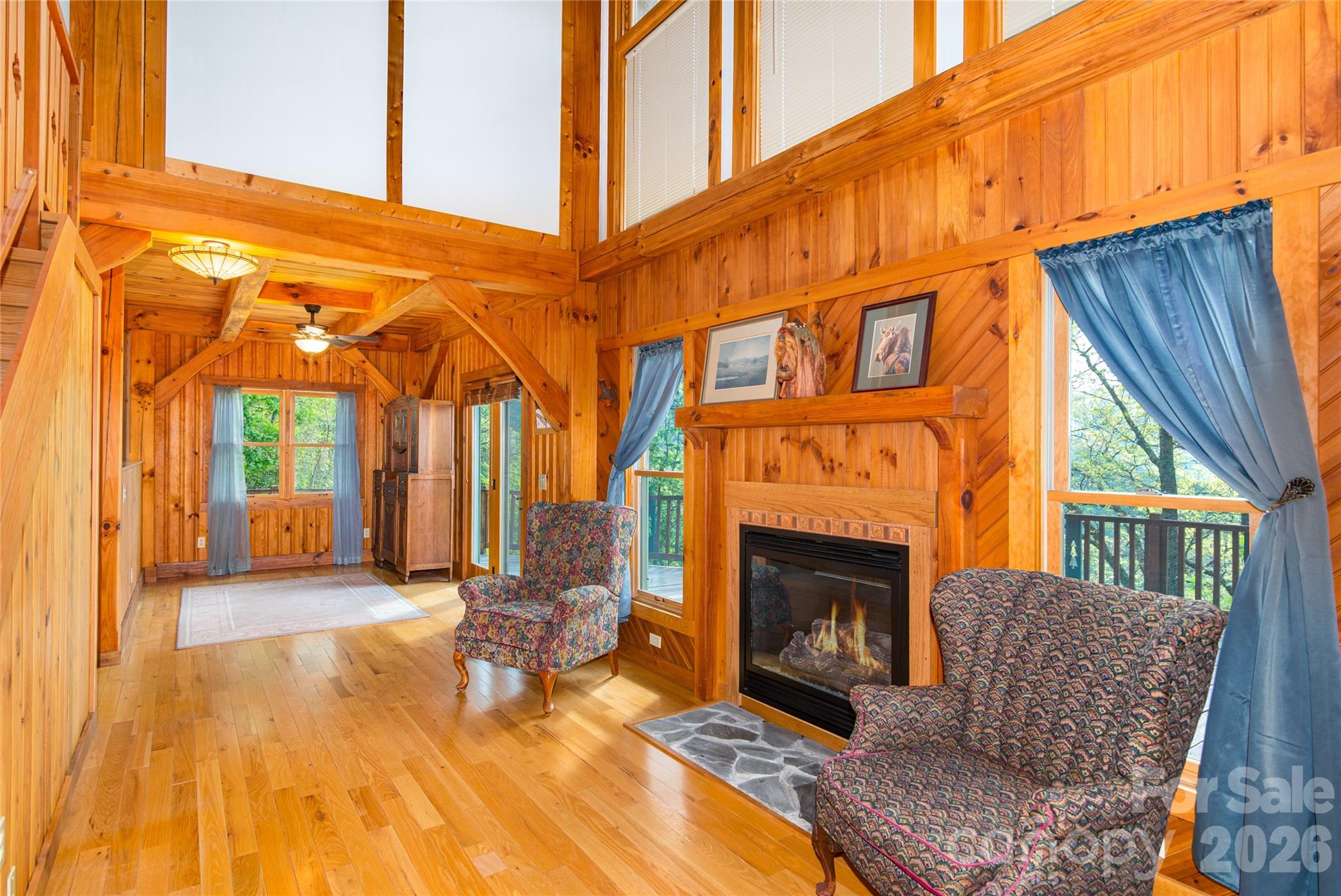 1602 Forest Run Road — Whittier