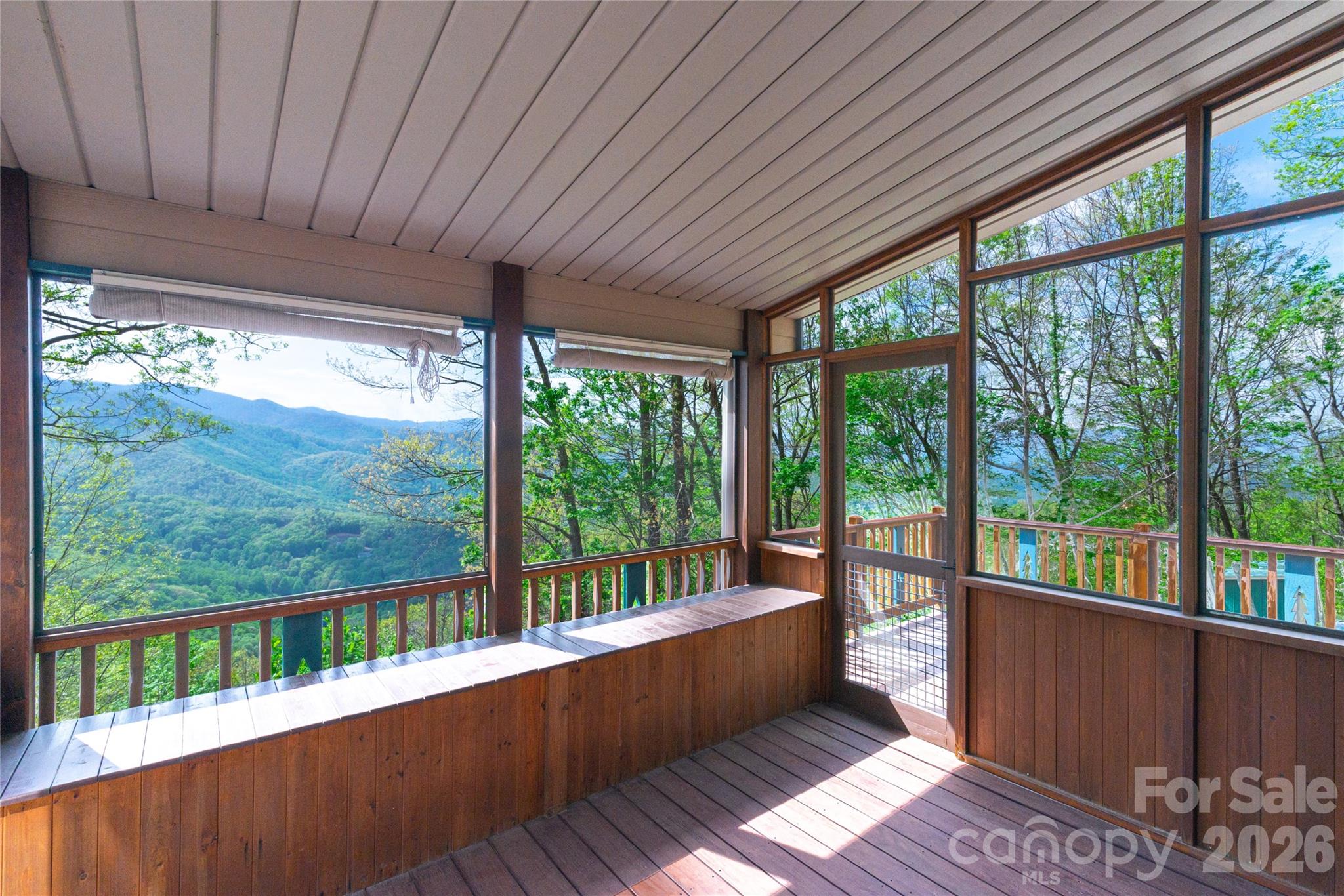 1602 Forest Run Road — Whittier