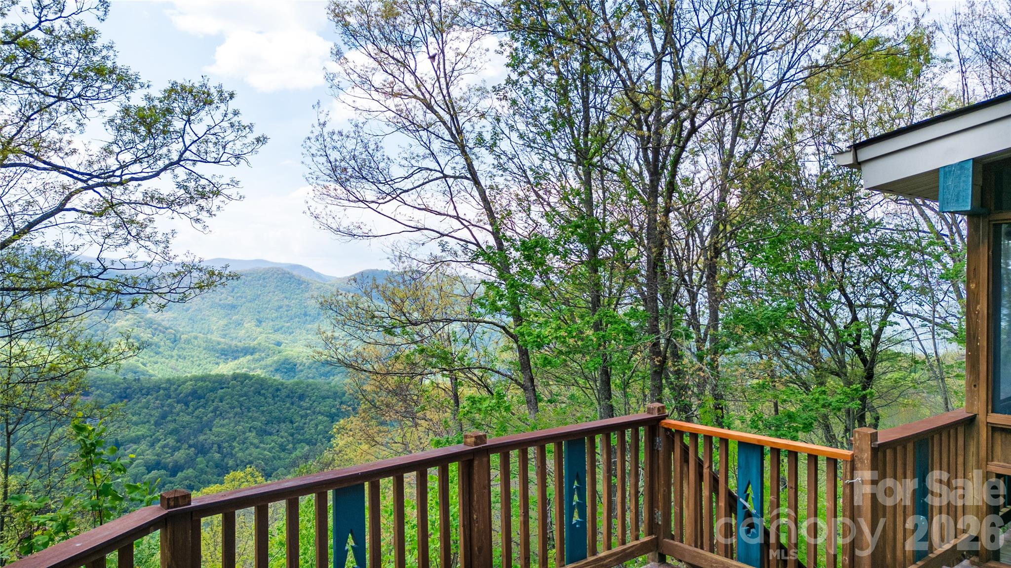 1602 Forest Run Road — Whittier