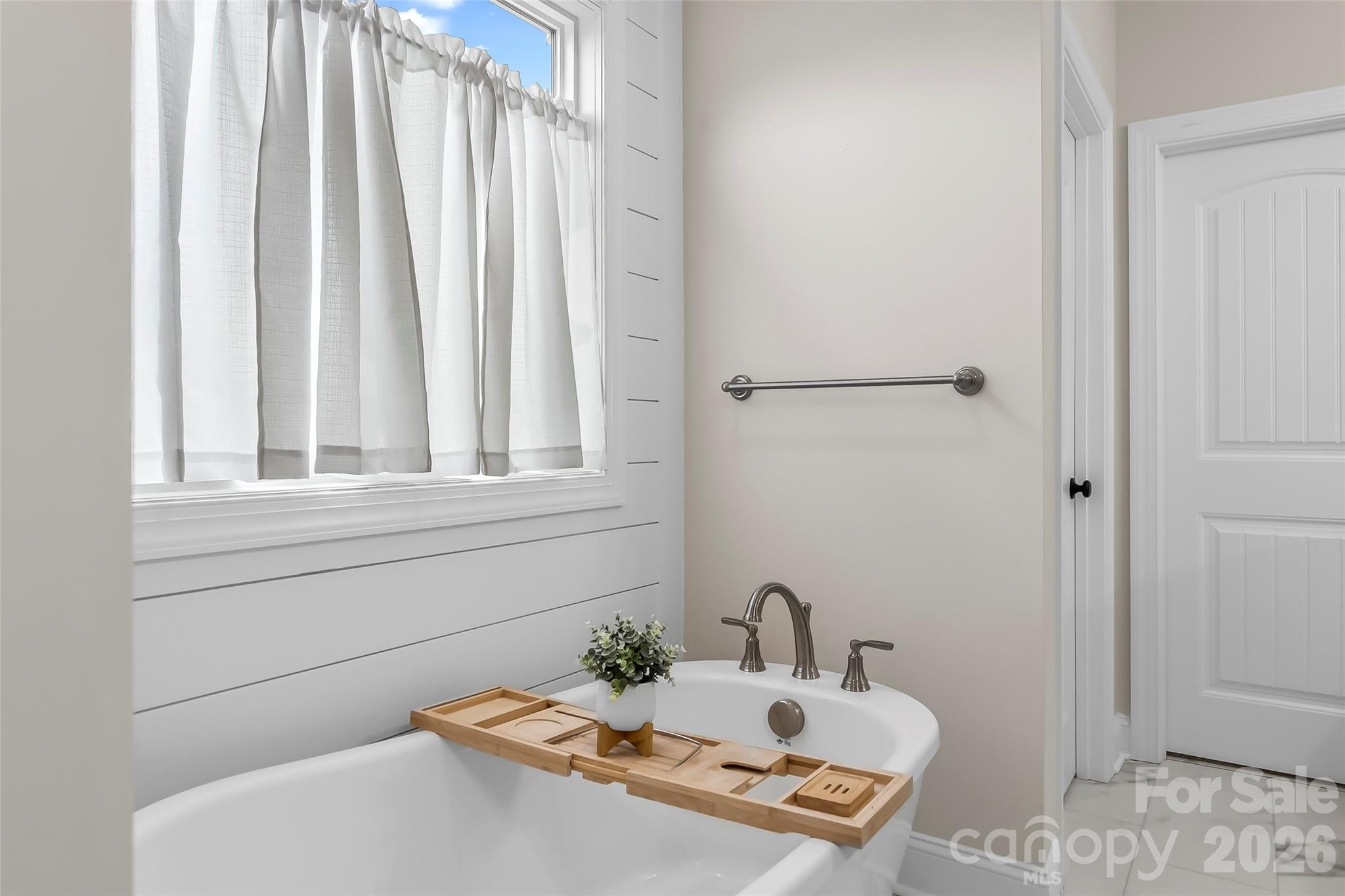 1459 Malden Court — Crouse