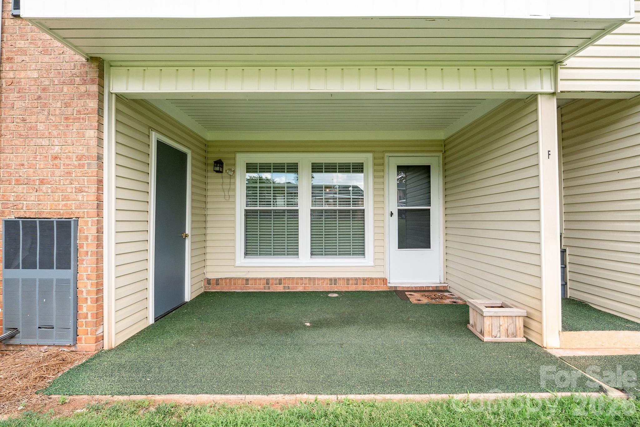 4609 Coronado Drive — Charlotte