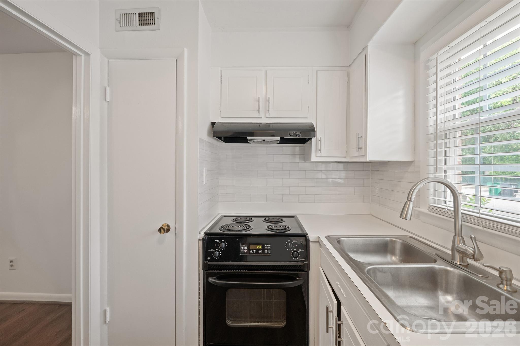 4609 Coronado Drive — Charlotte