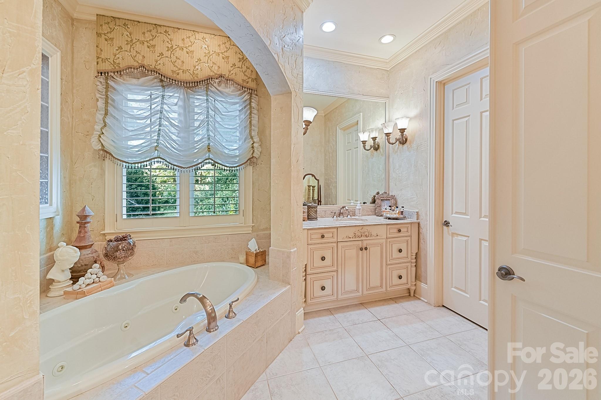 1656 Brawley School Road — Mooresville