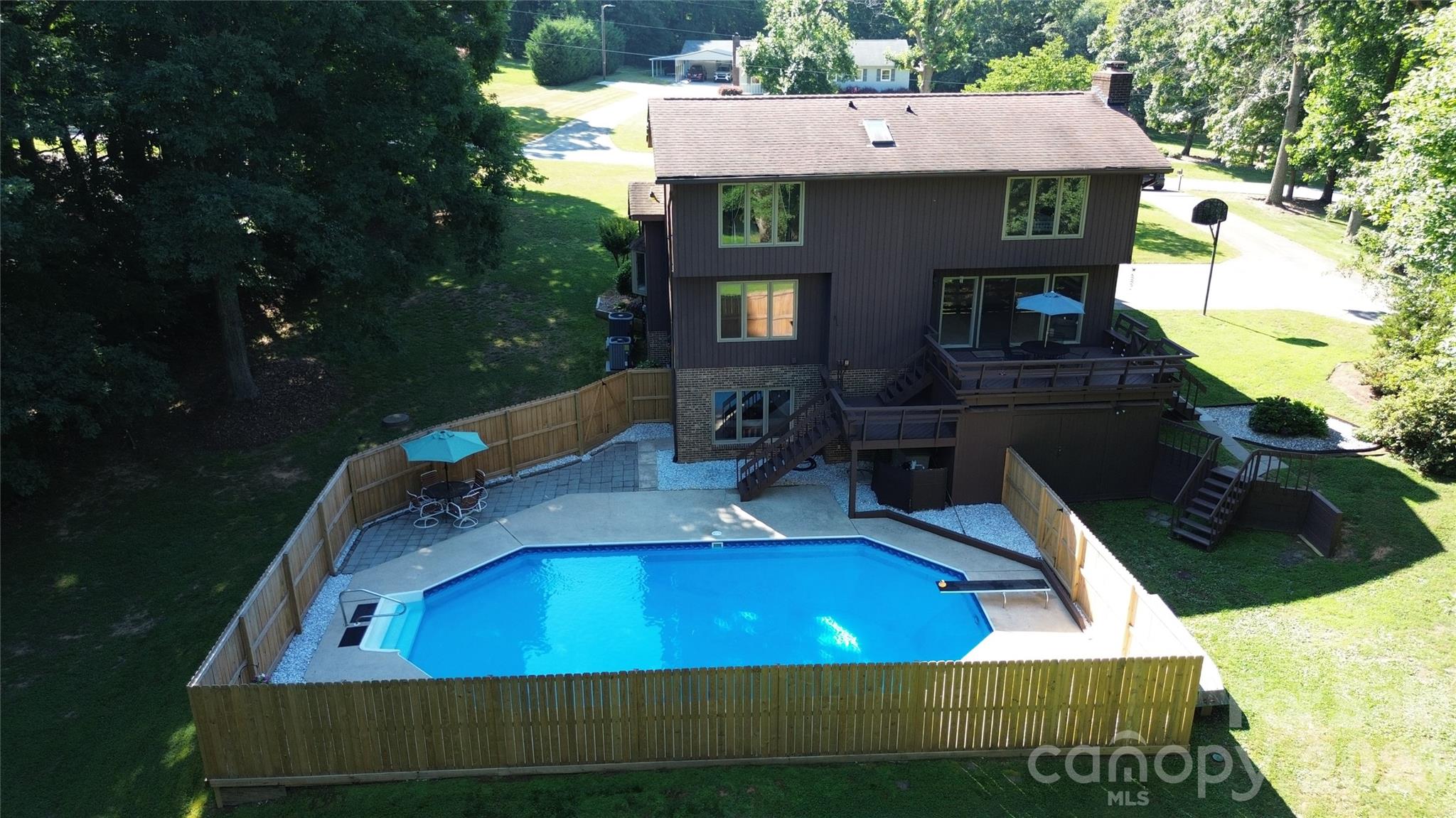 136 Griffin Street — Stanley