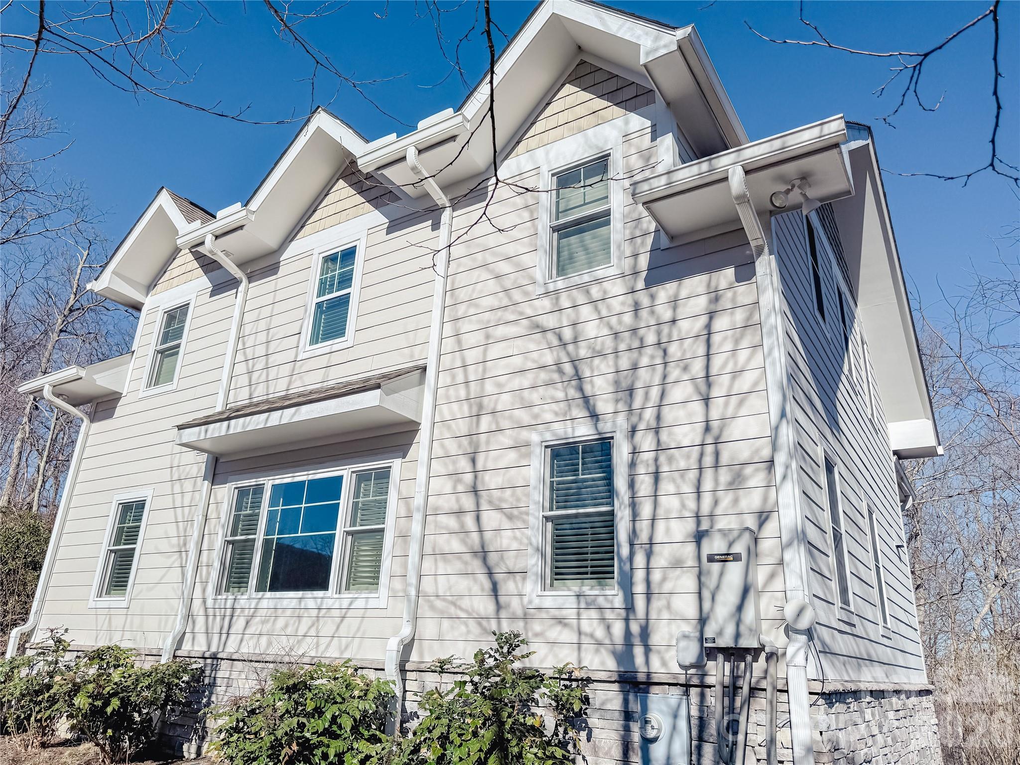 11 Lila Lane — Clyde