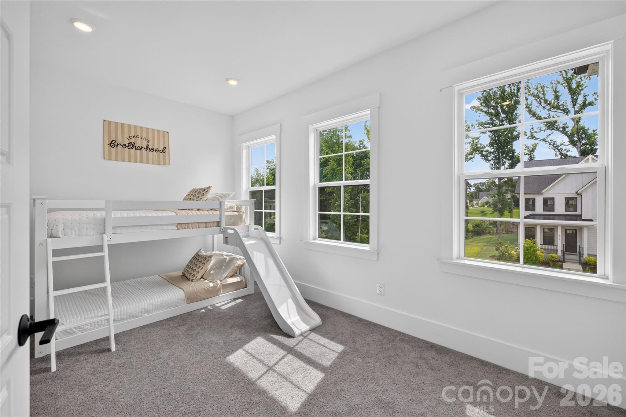 14109 White Gardens Lane — Huntersville
