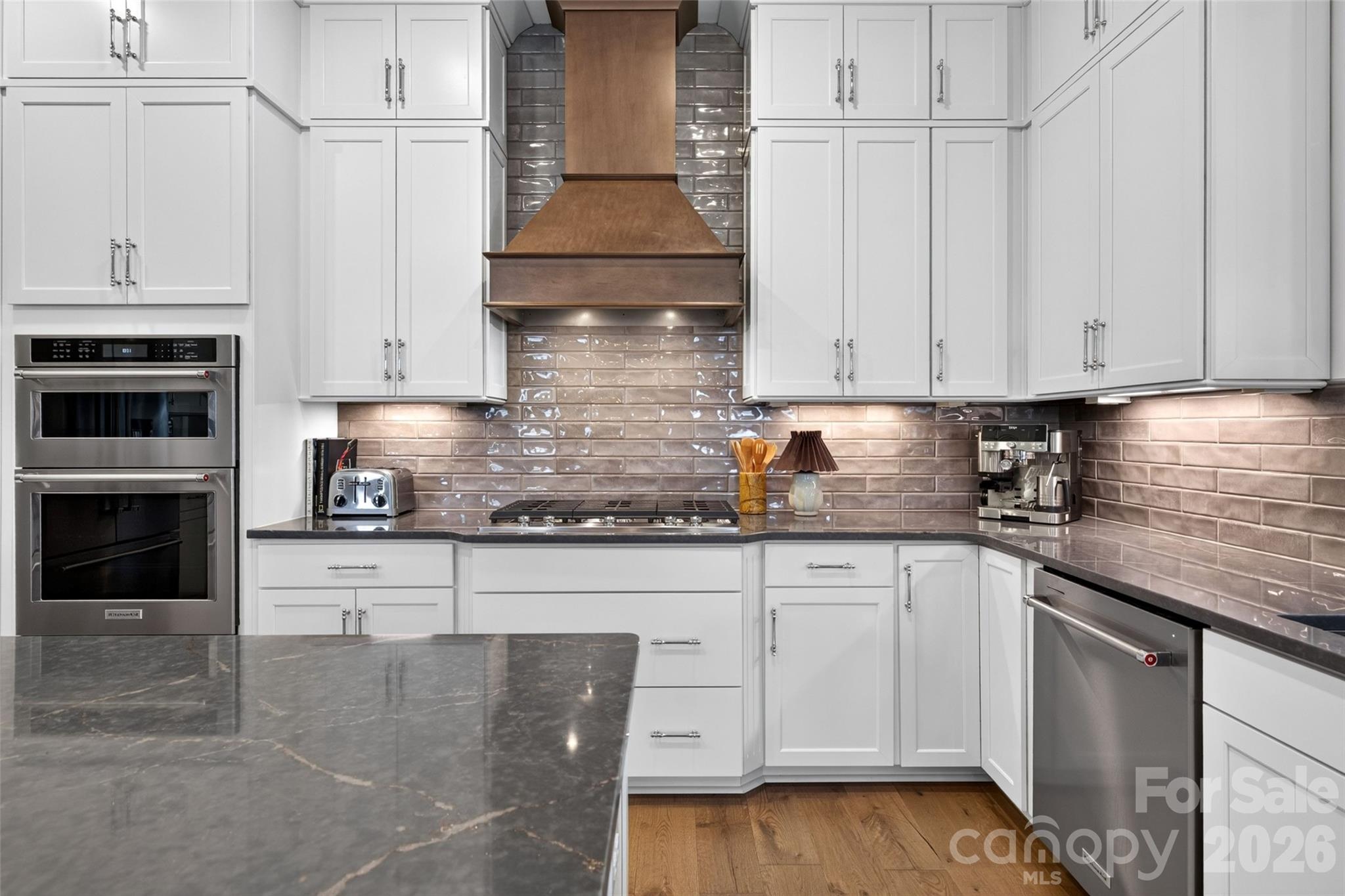 14109 White Gardens Lane — Huntersville
