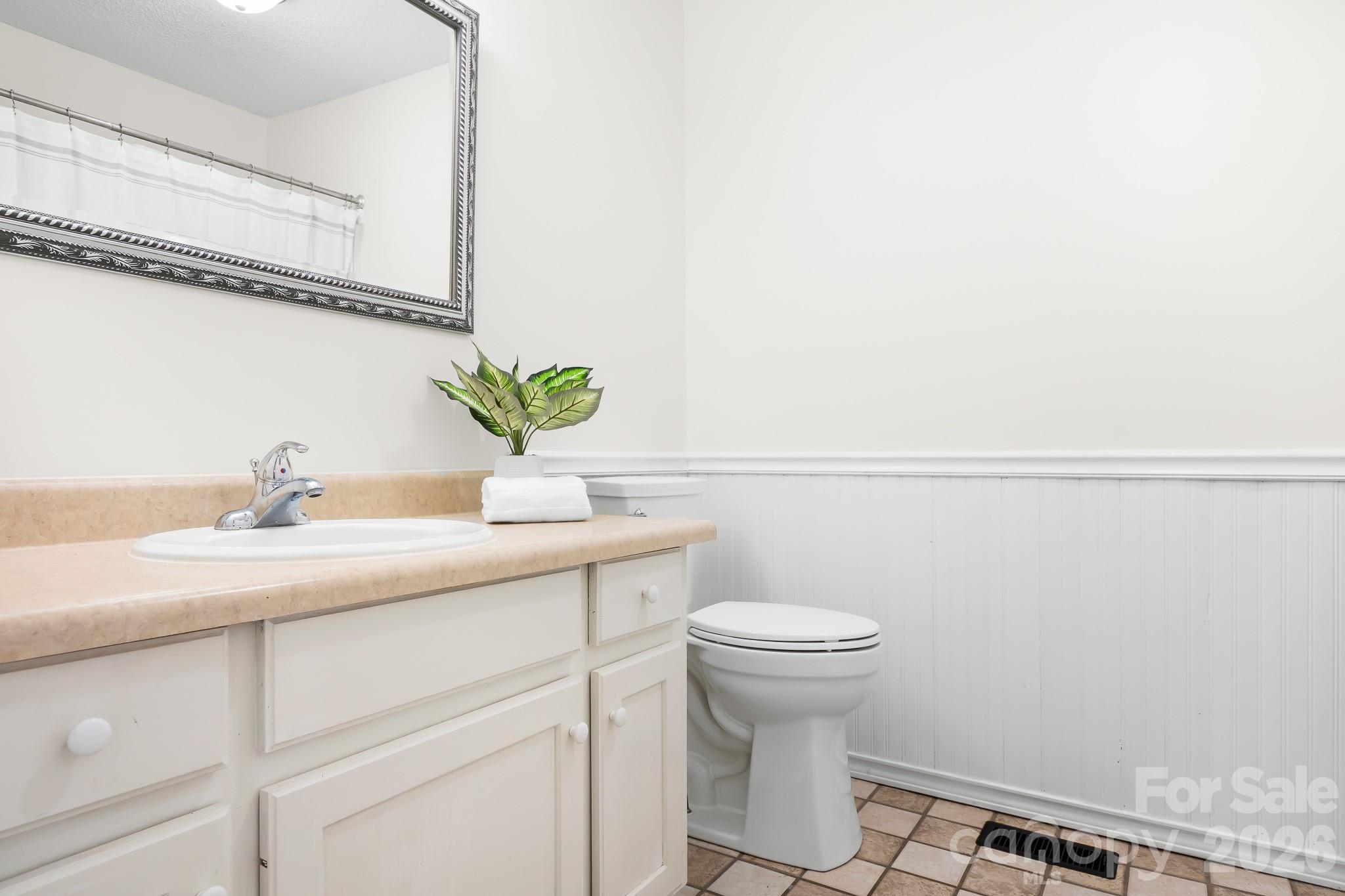 218 Vernon Street — Cherryville