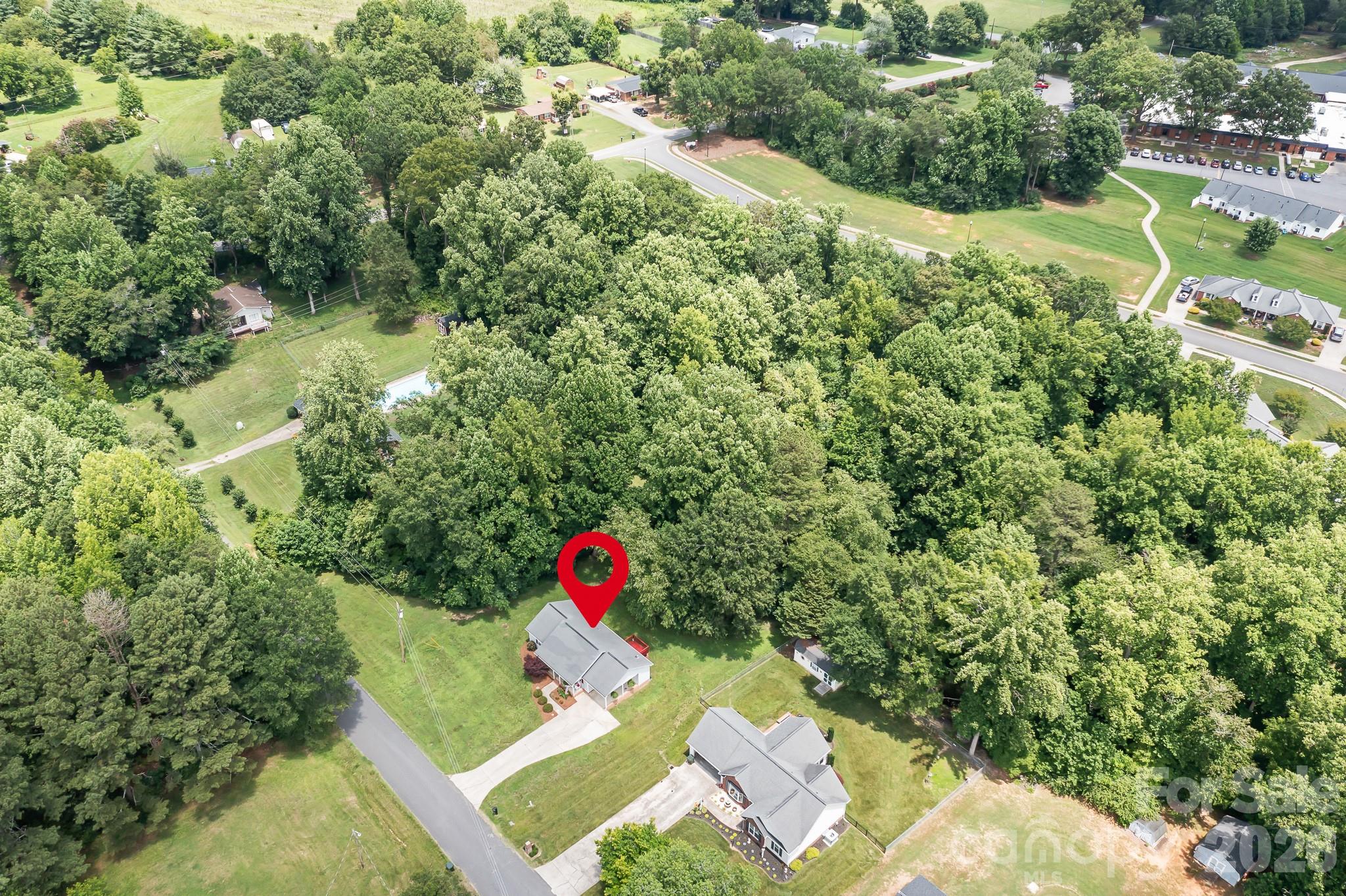218 Vernon Street — Cherryville