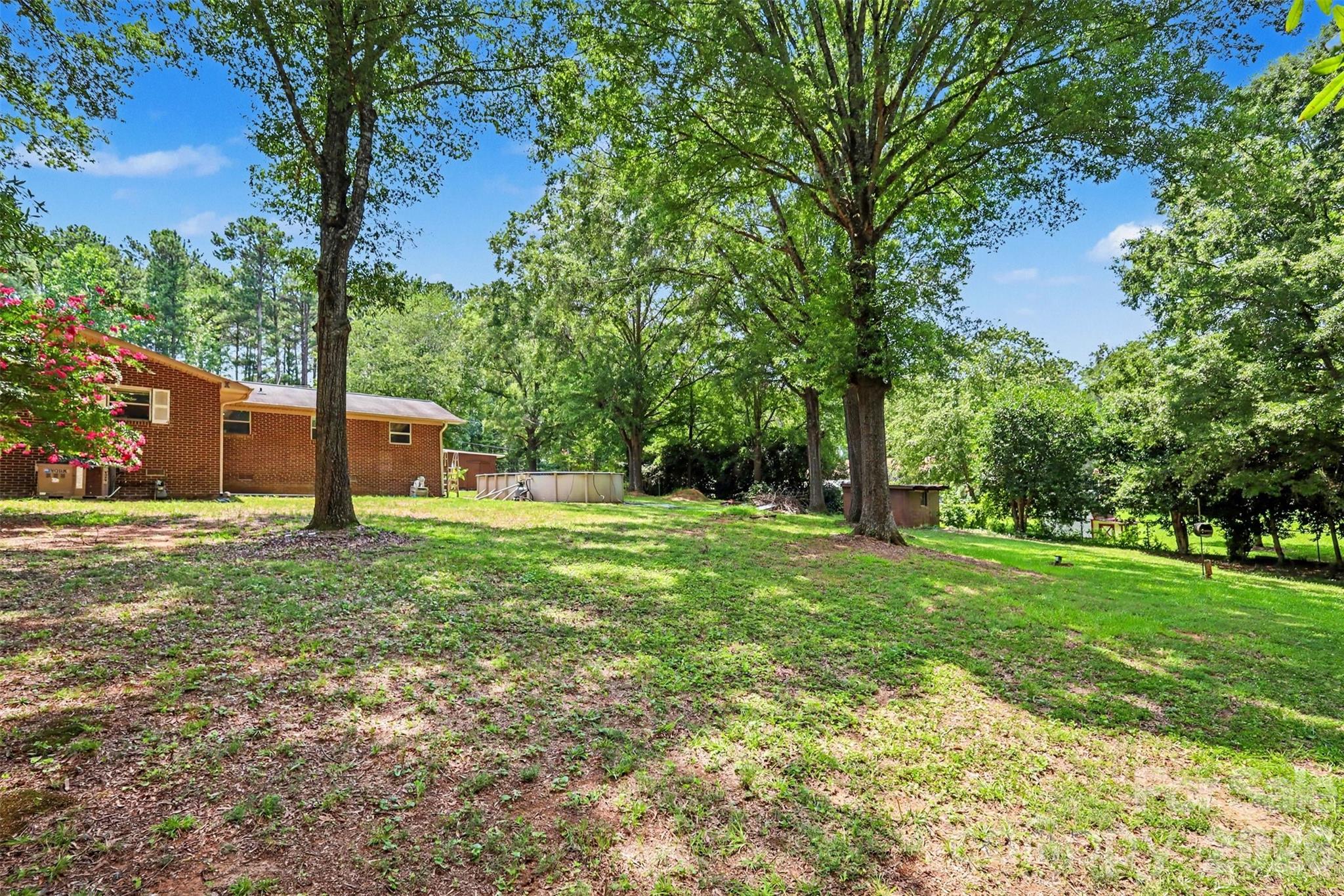 953 Twin Lakes Road — Rock Hill