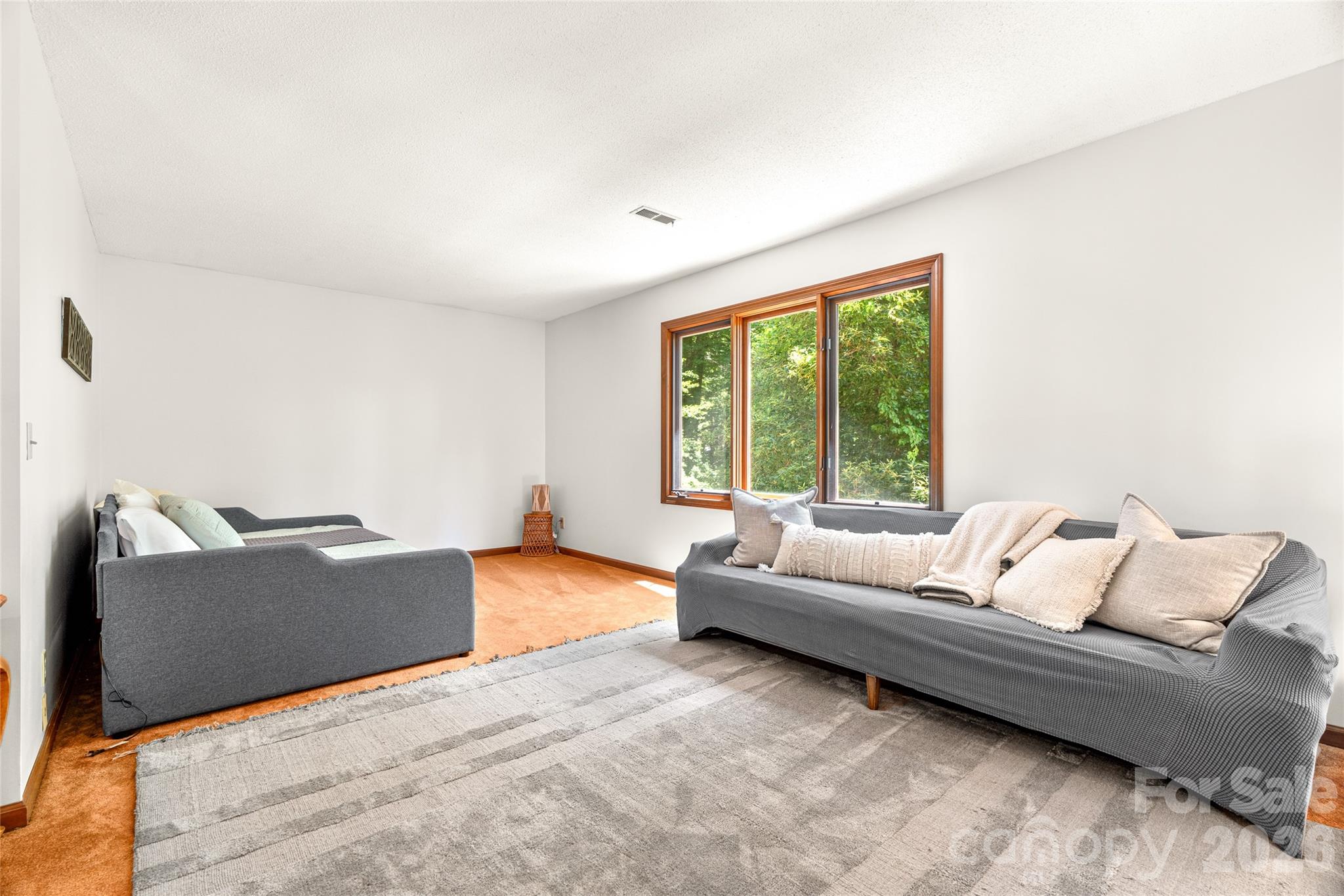 340 Sugar Hollow Road — Fairview