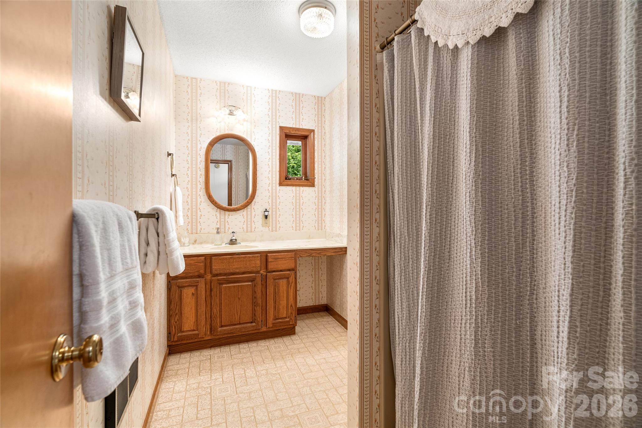 340 Sugar Hollow Road — Fairview