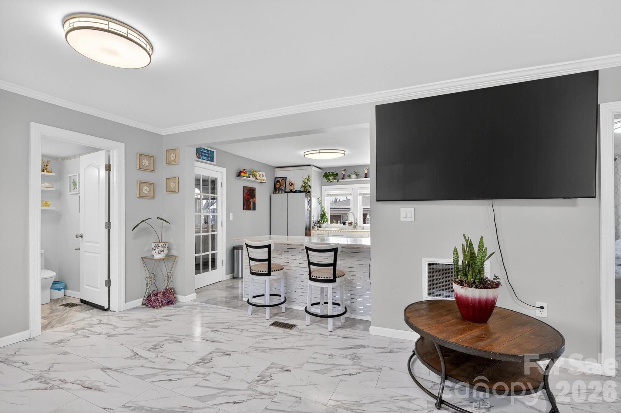 105 Countryside Drive SW — Lenoir