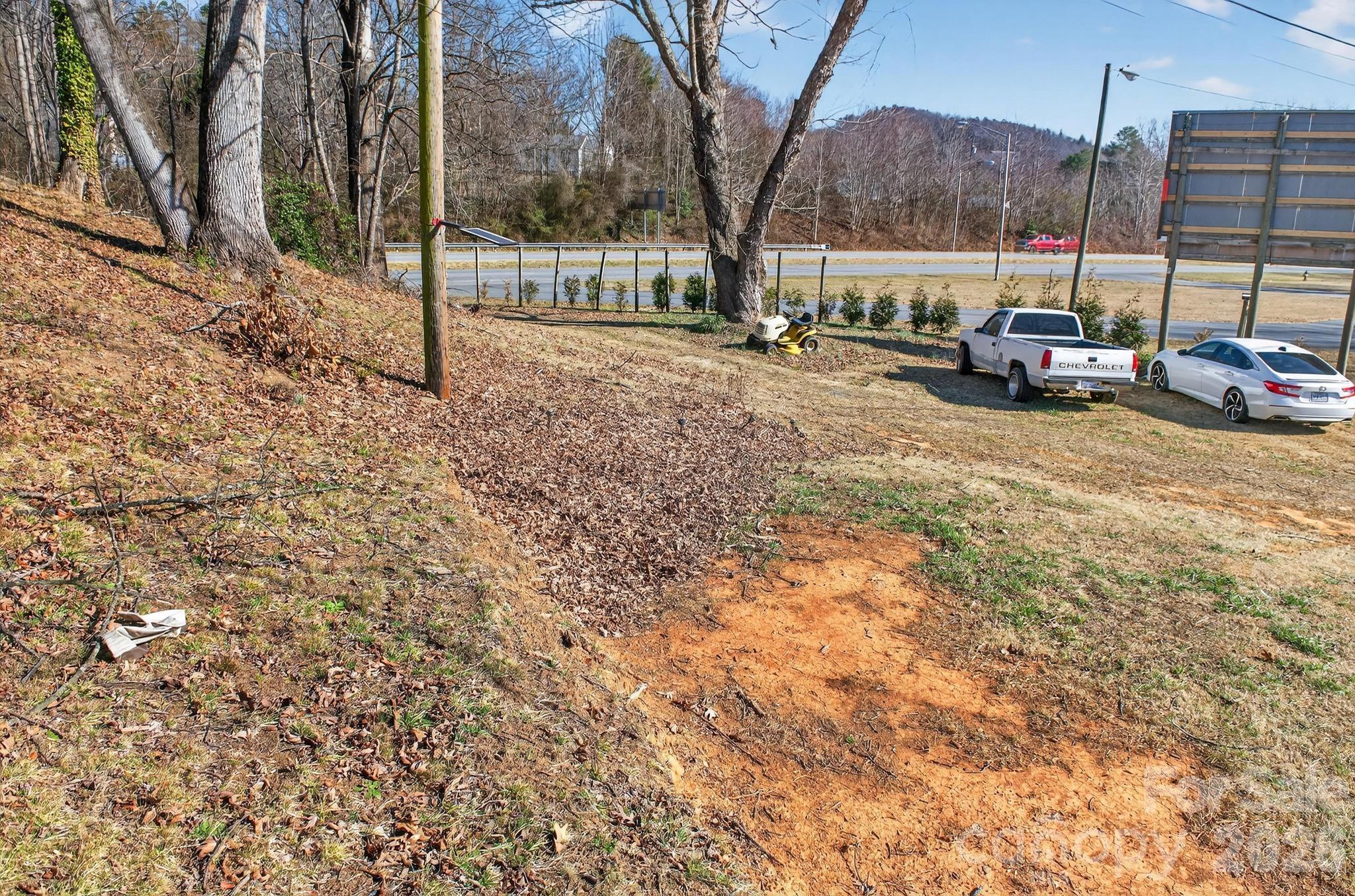 105 Countryside Drive SW — Lenoir