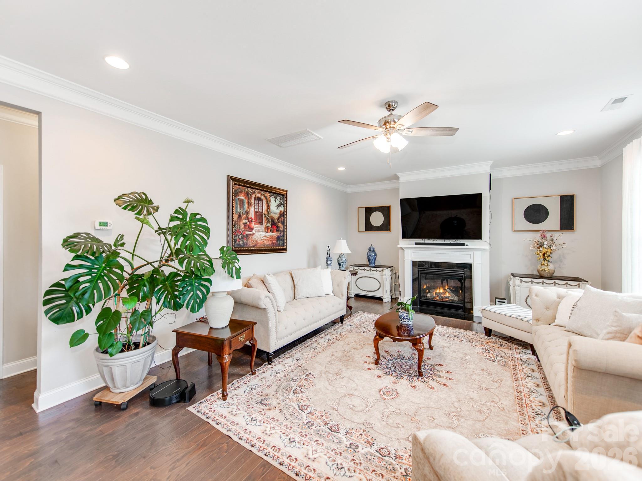 11013 Charmont Place — Huntersville
