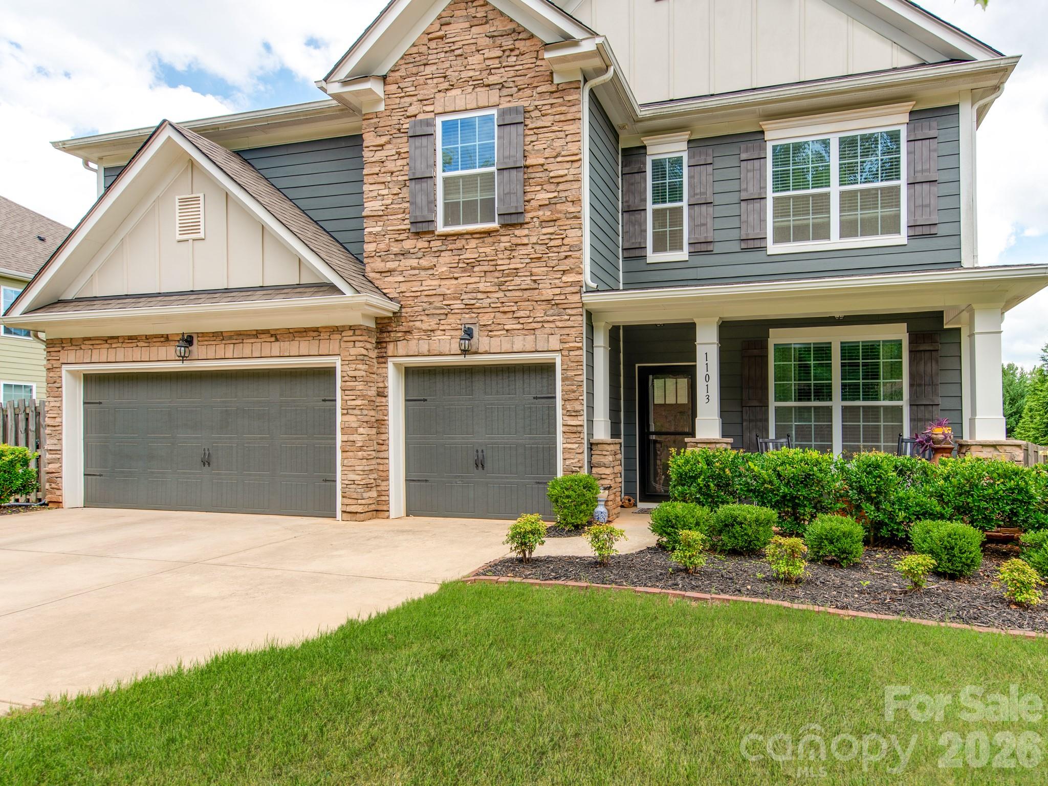 11013 Charmont Place — Huntersville
