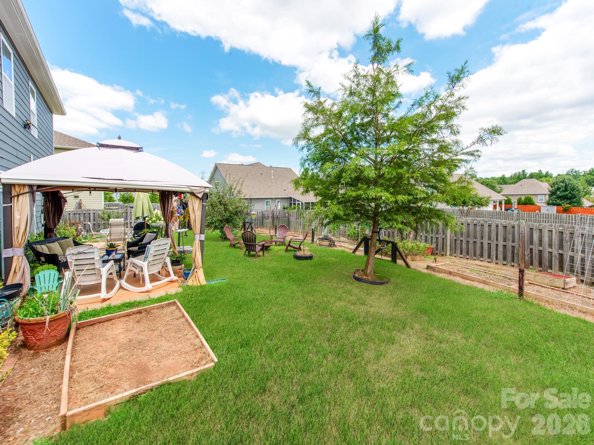 11013 Charmont Place — Huntersville