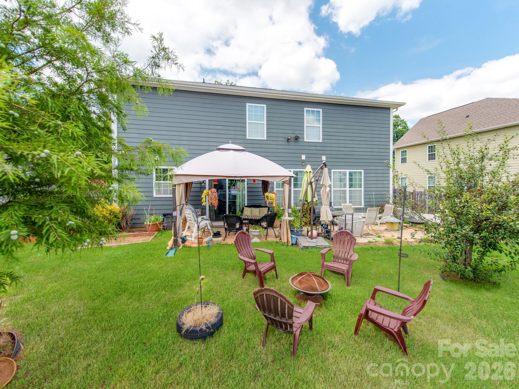 11013 Charmont Place — Huntersville