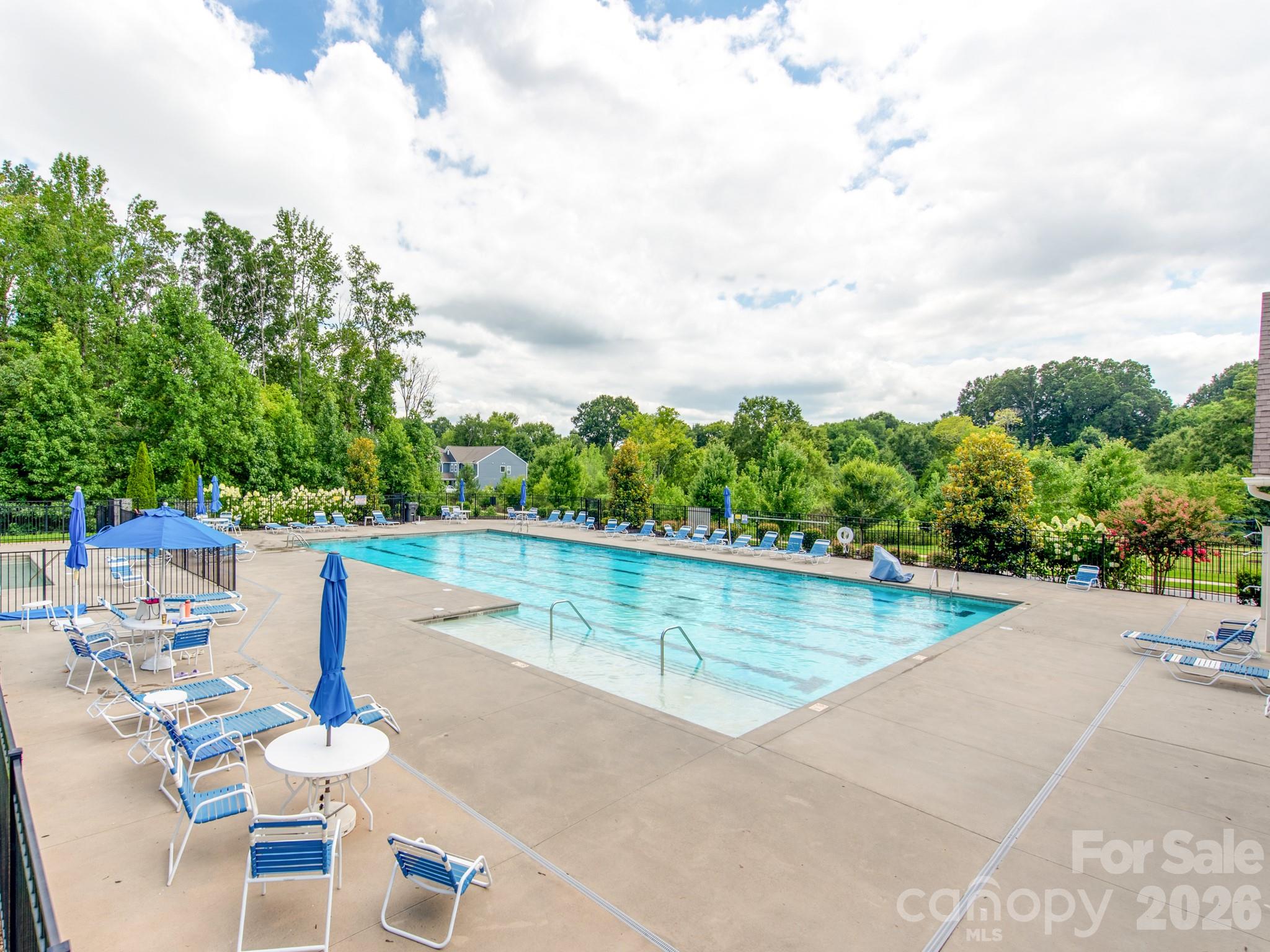 11013 Charmont Place — Huntersville
