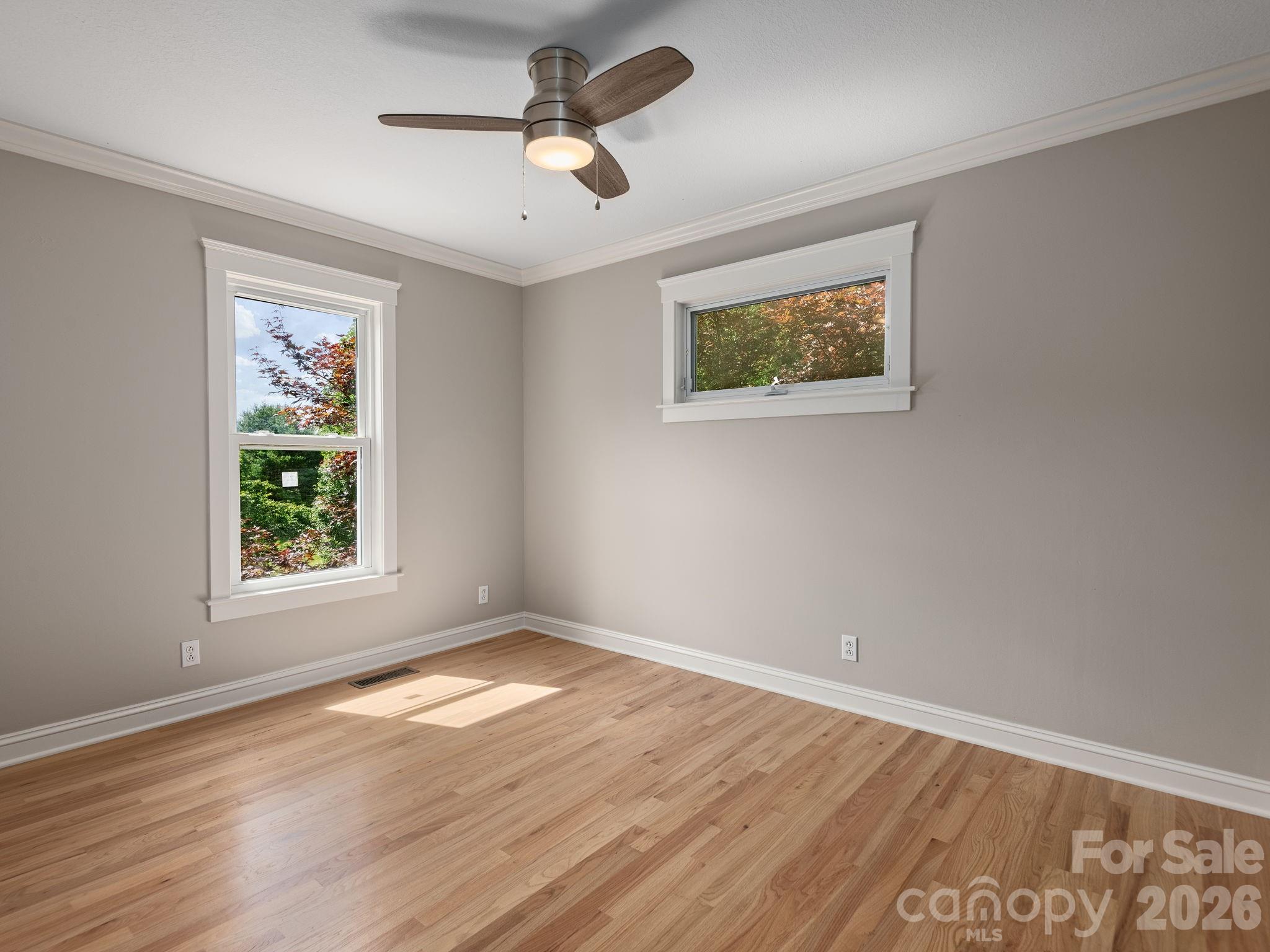 30 Apple Tree Way — Asheville
