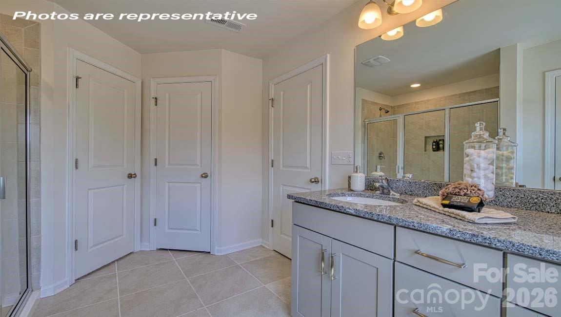 1233 White Birch Avenue — Huntersville