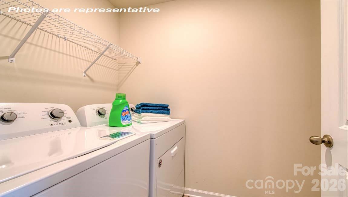 1233 White Birch Avenue — Huntersville