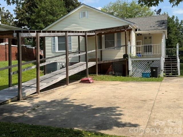 620 Rutherford Road — Marion