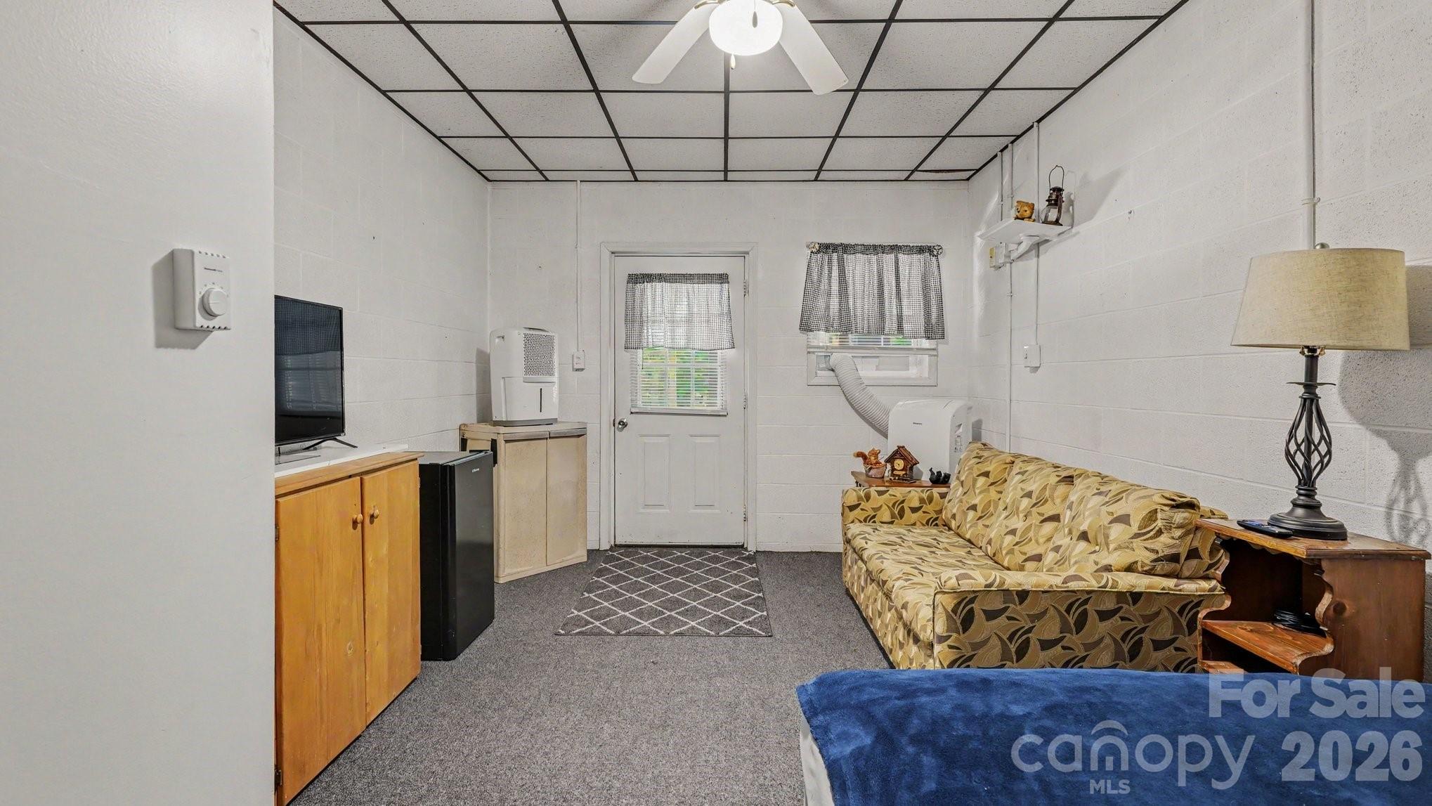 113 Lake View Drive — New London