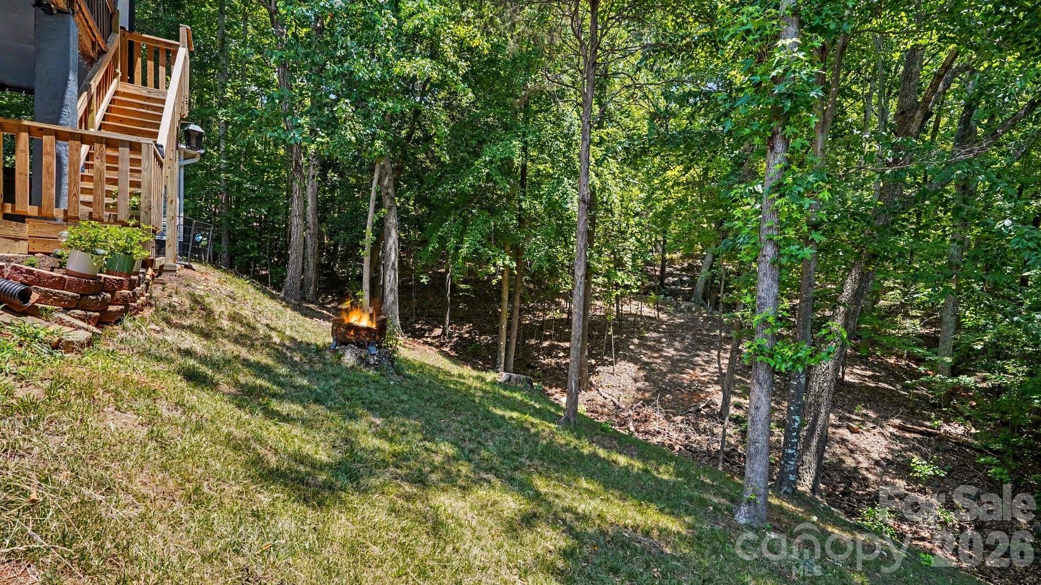 113 Lake View Drive — New London