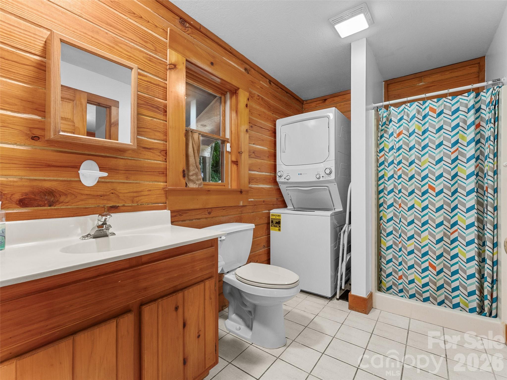 549 Henderson Street — Saluda