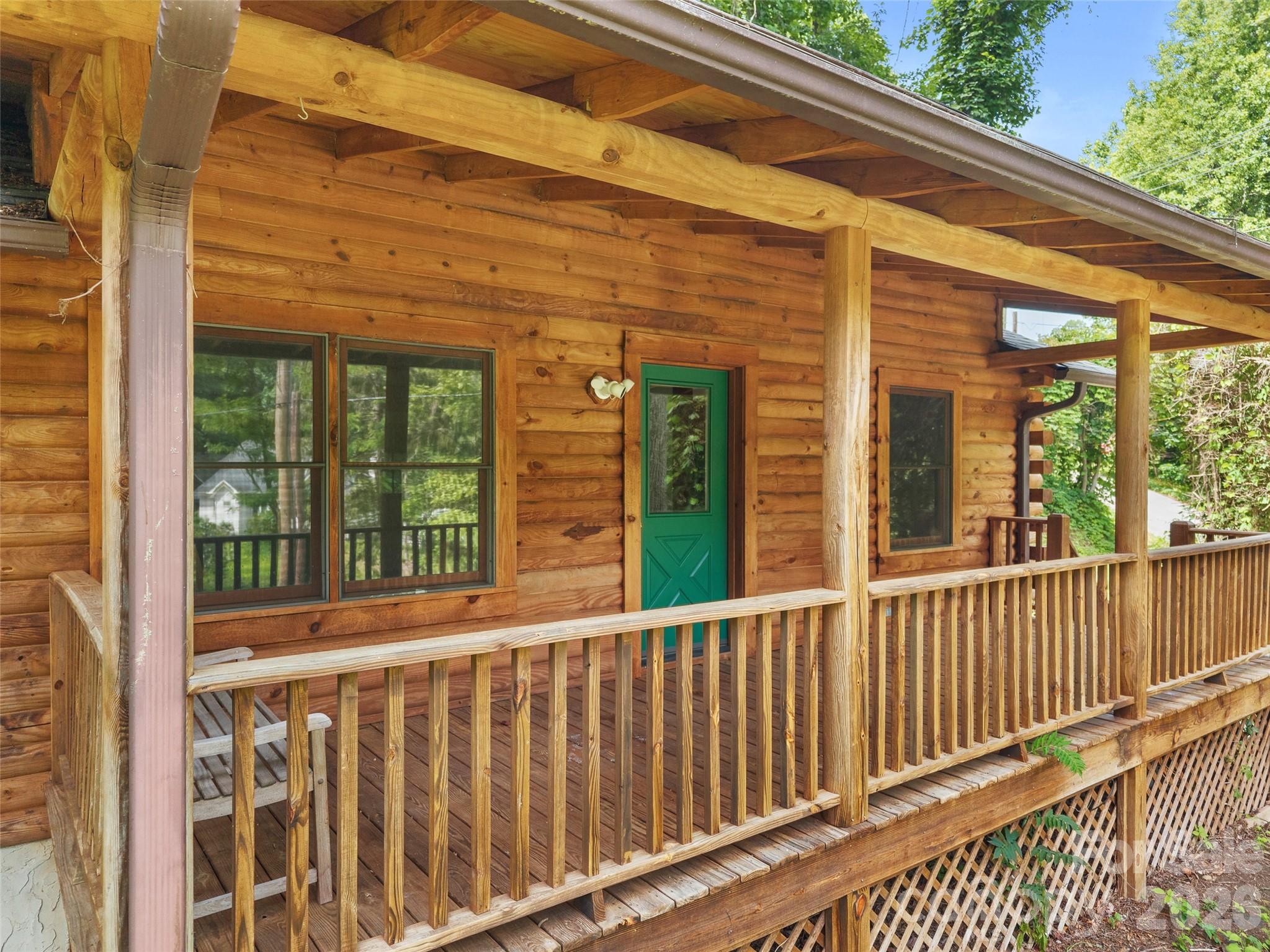 549 Henderson Street — Saluda