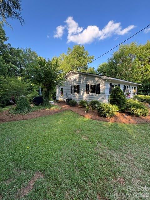 606 N Pine Lane — Wadesboro