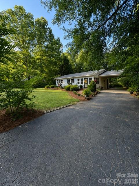606 N Pine Lane — Wadesboro