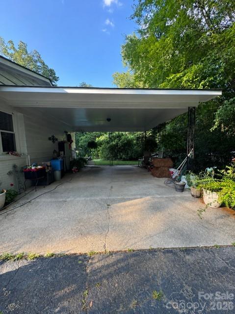 606 N Pine Lane — Wadesboro