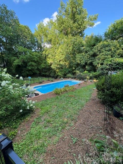 606 N Pine Lane — Wadesboro