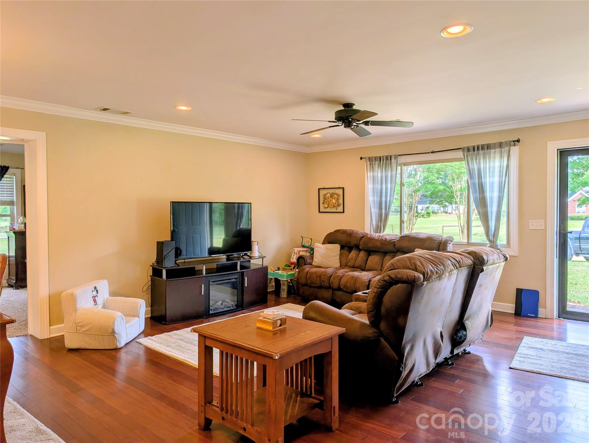 1812 Ruben Road — Monroe