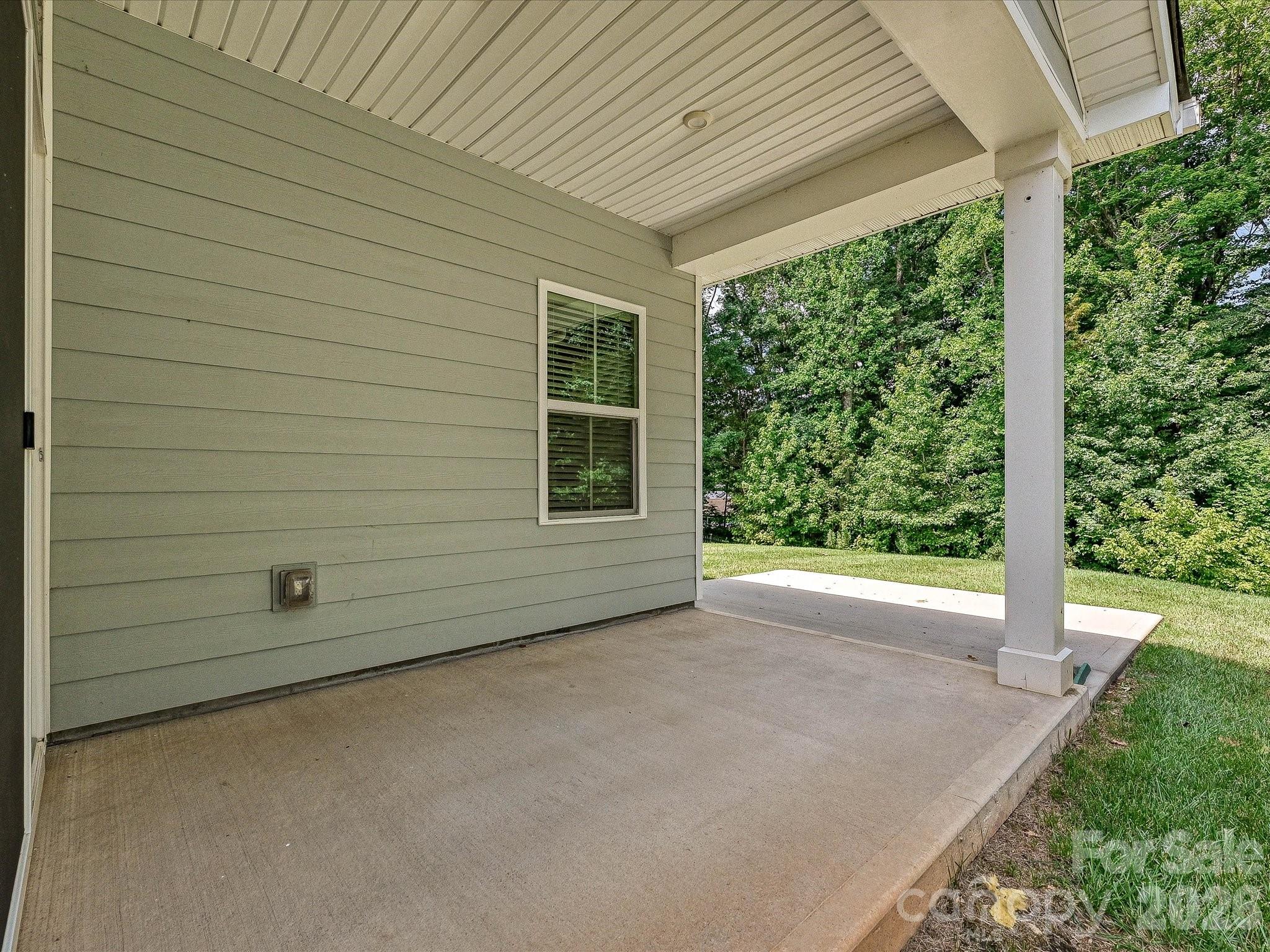 10038 Lilac Court — Charlotte