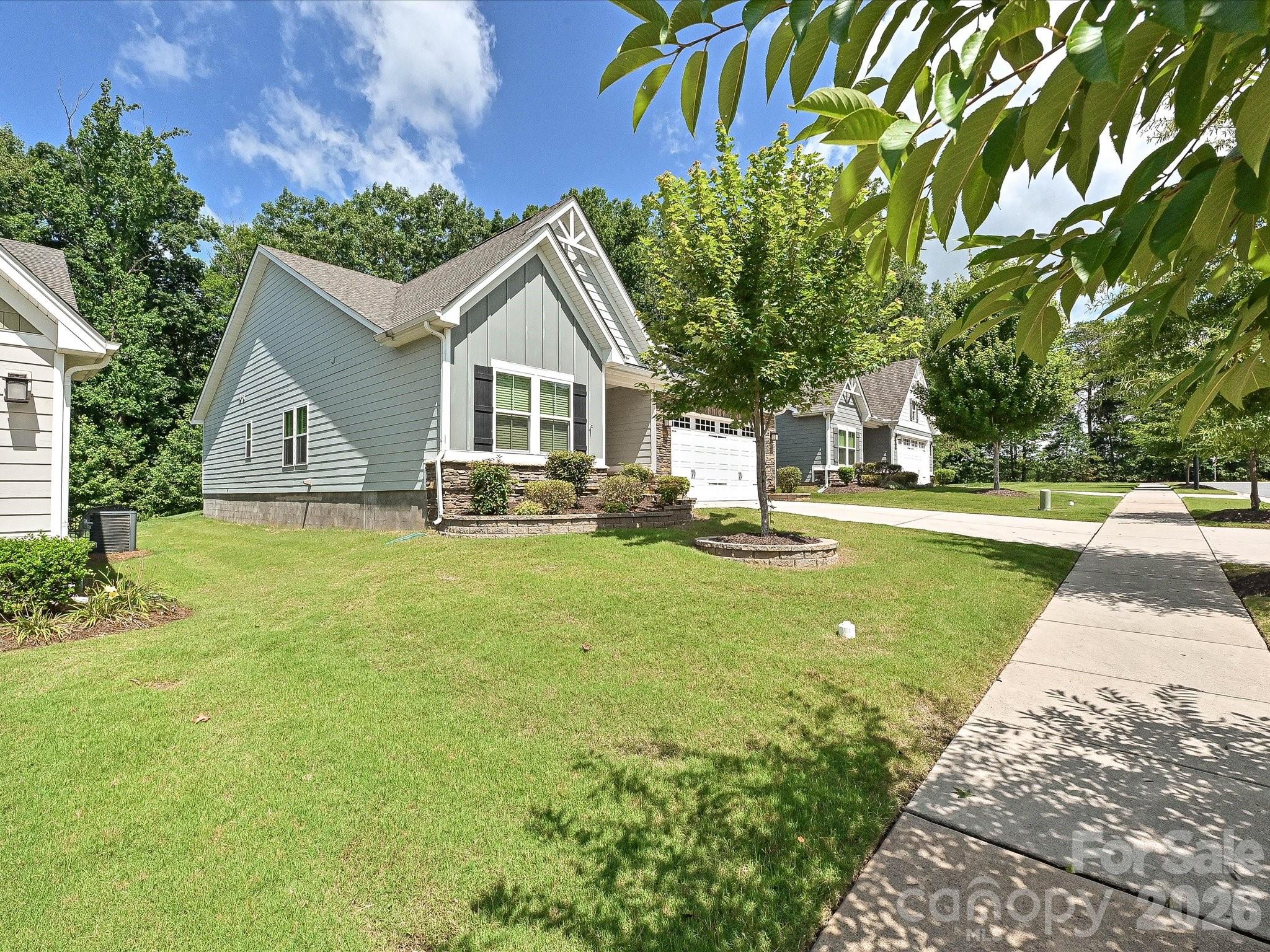 10038 Lilac Court — Charlotte