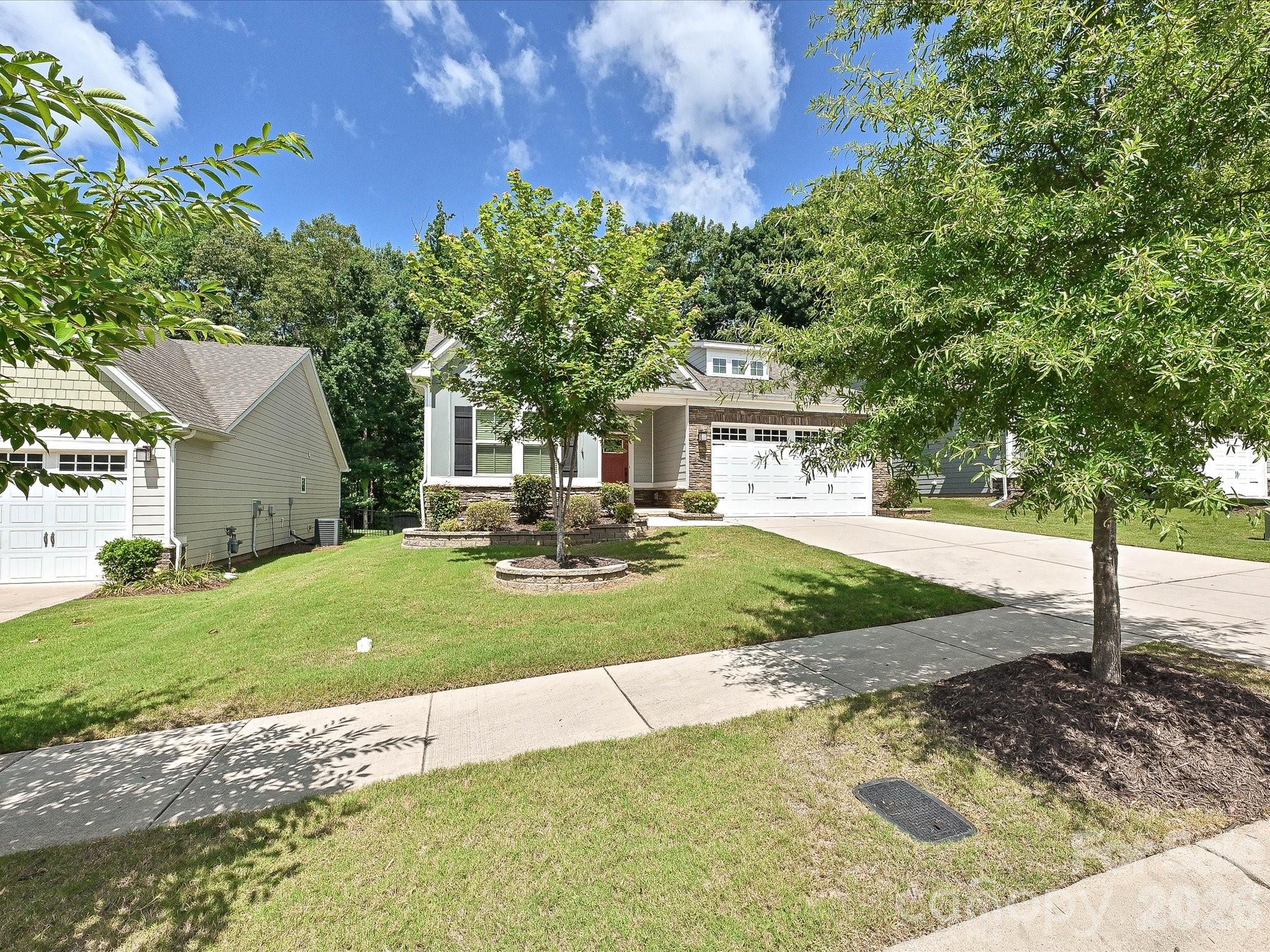 10038 Lilac Court — Charlotte
