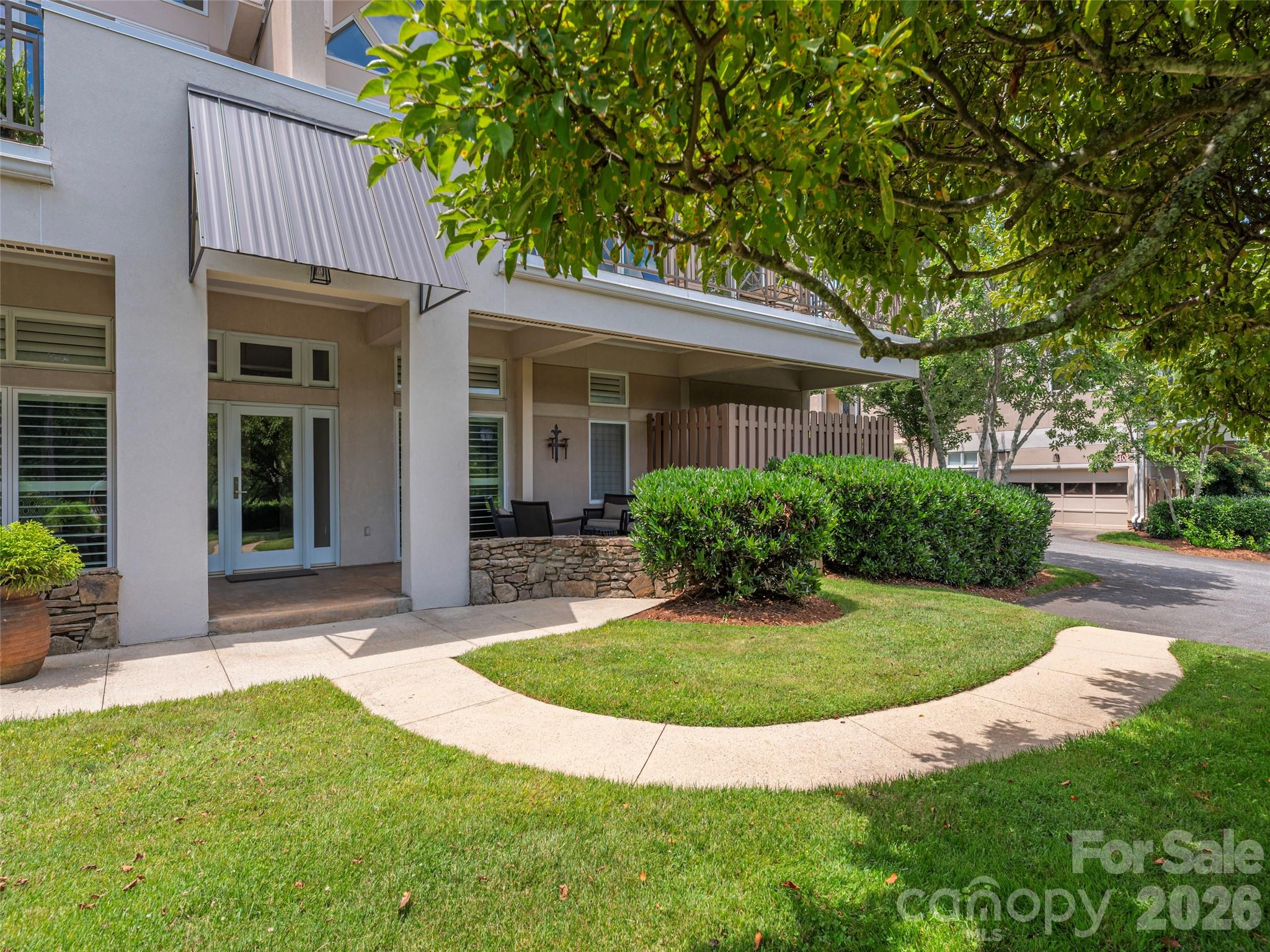 34 Dover Street — Asheville