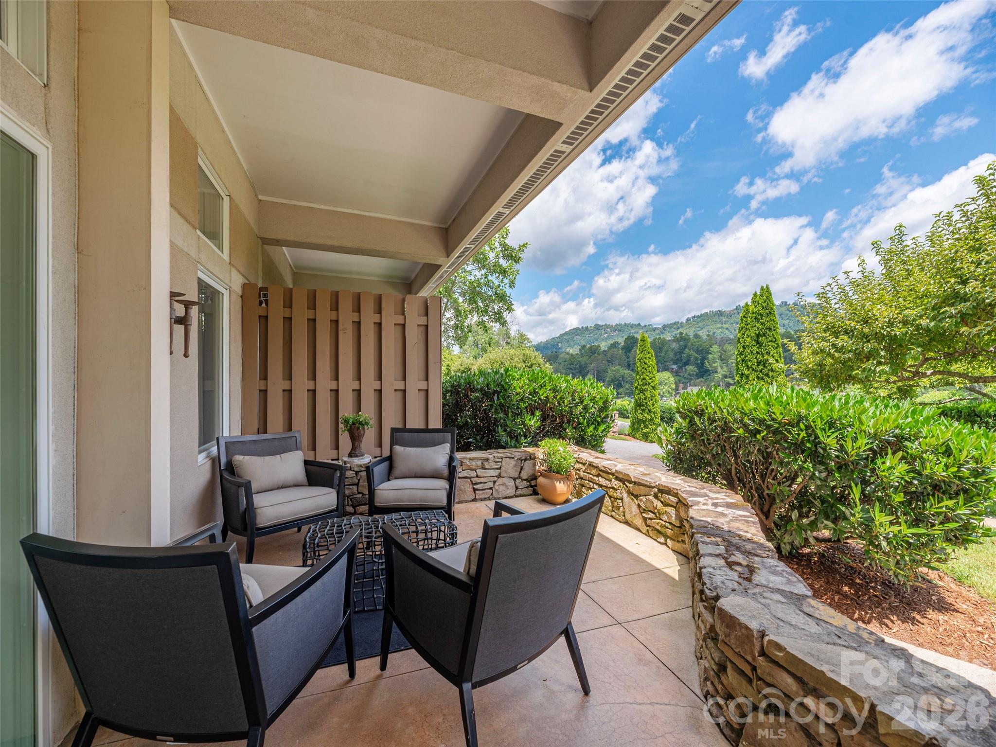 34 Dover Street — Asheville